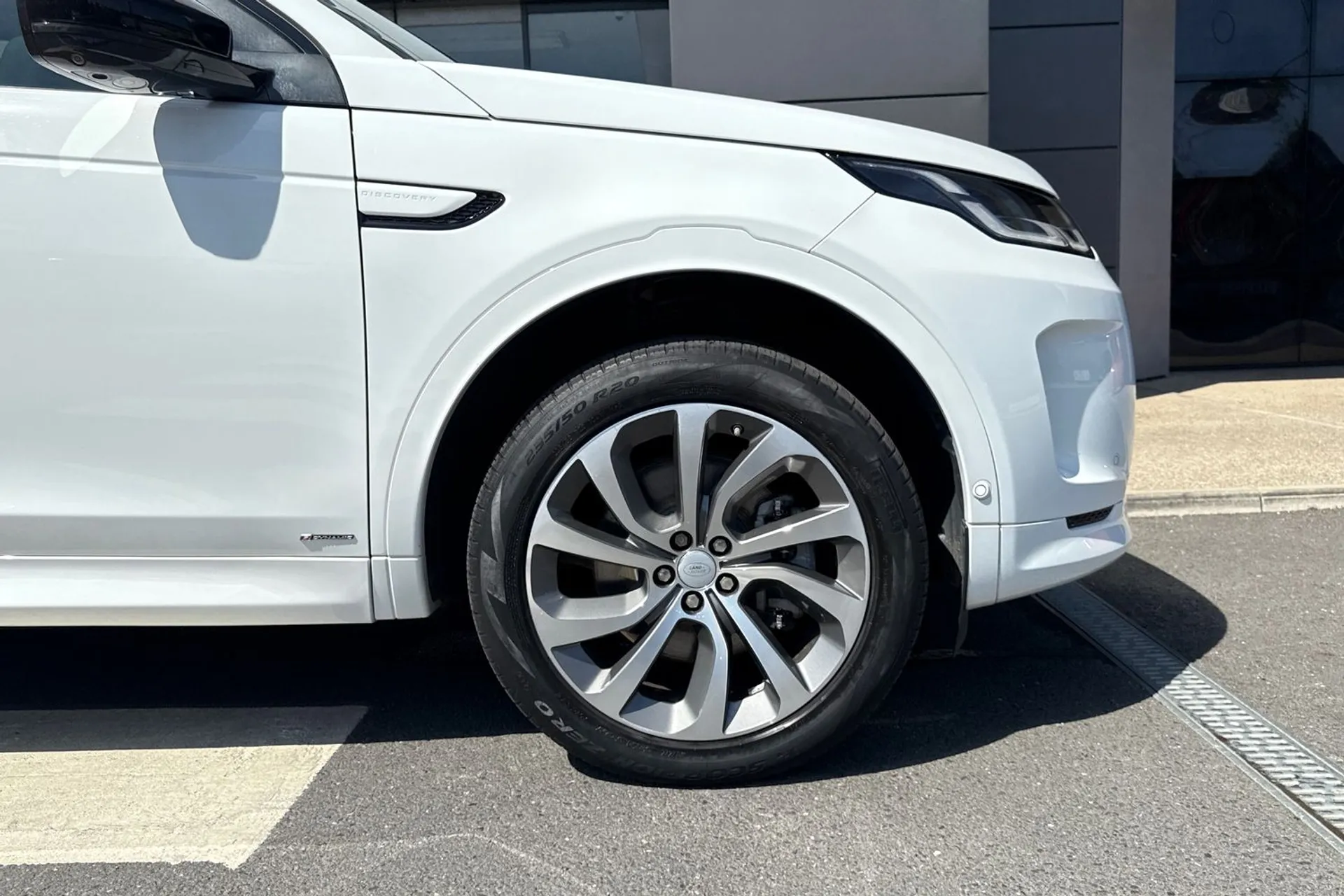 LAND ROVER DISCOVERY SPORT thumbnail image number 19