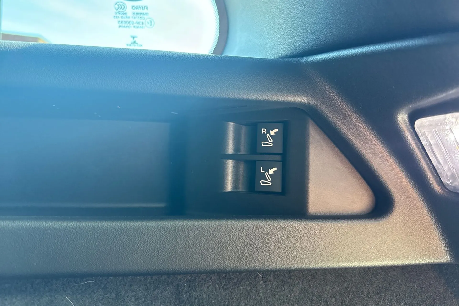 LAND ROVER DISCOVERY SPORT thumbnail image number 44