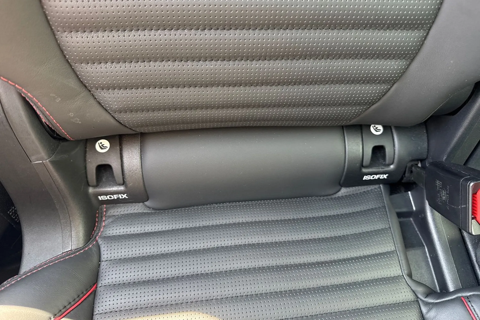 LAND ROVER DISCOVERY SPORT thumbnail image number 38