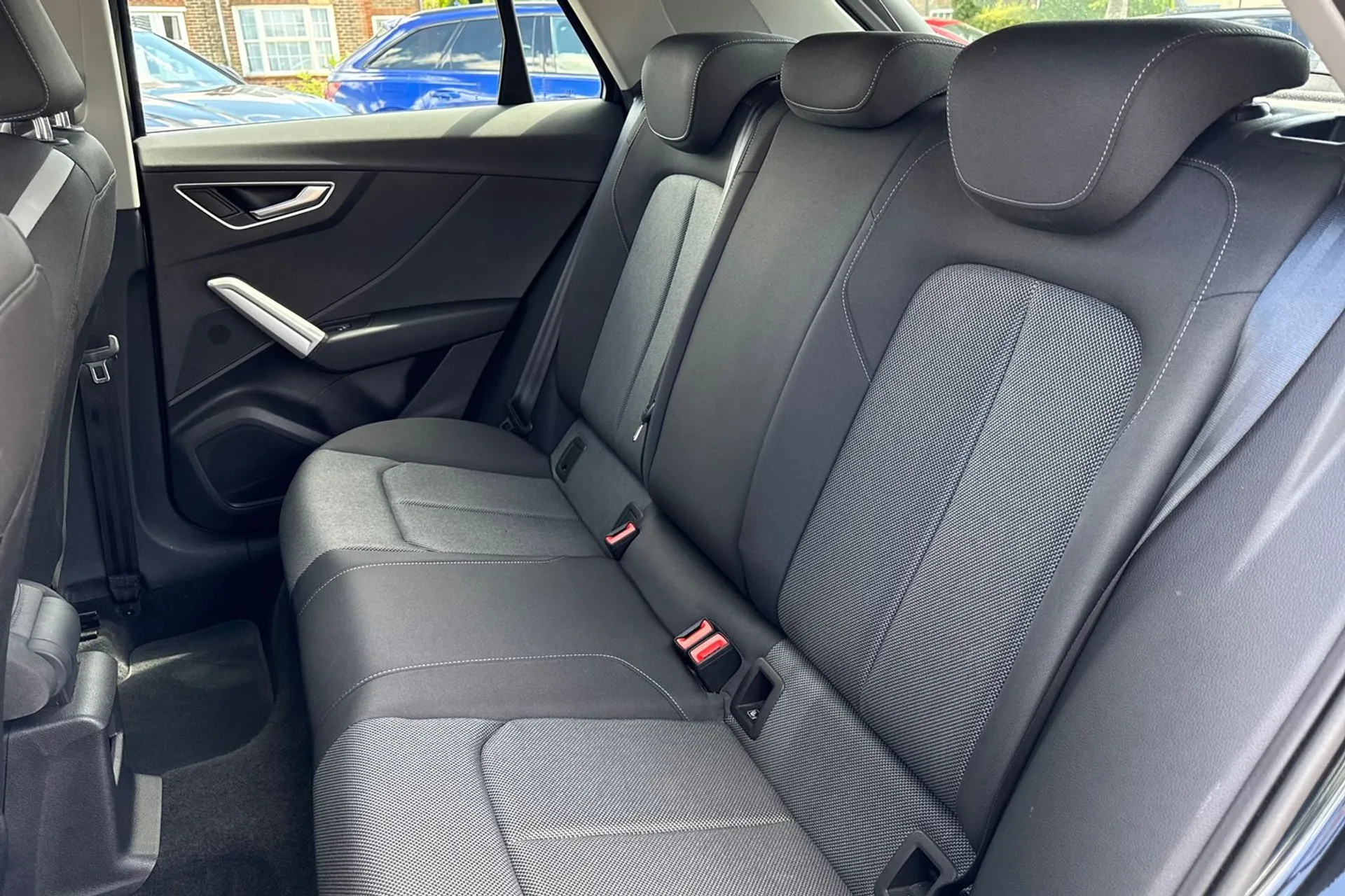 Audi Q2 thumbnail image number 37