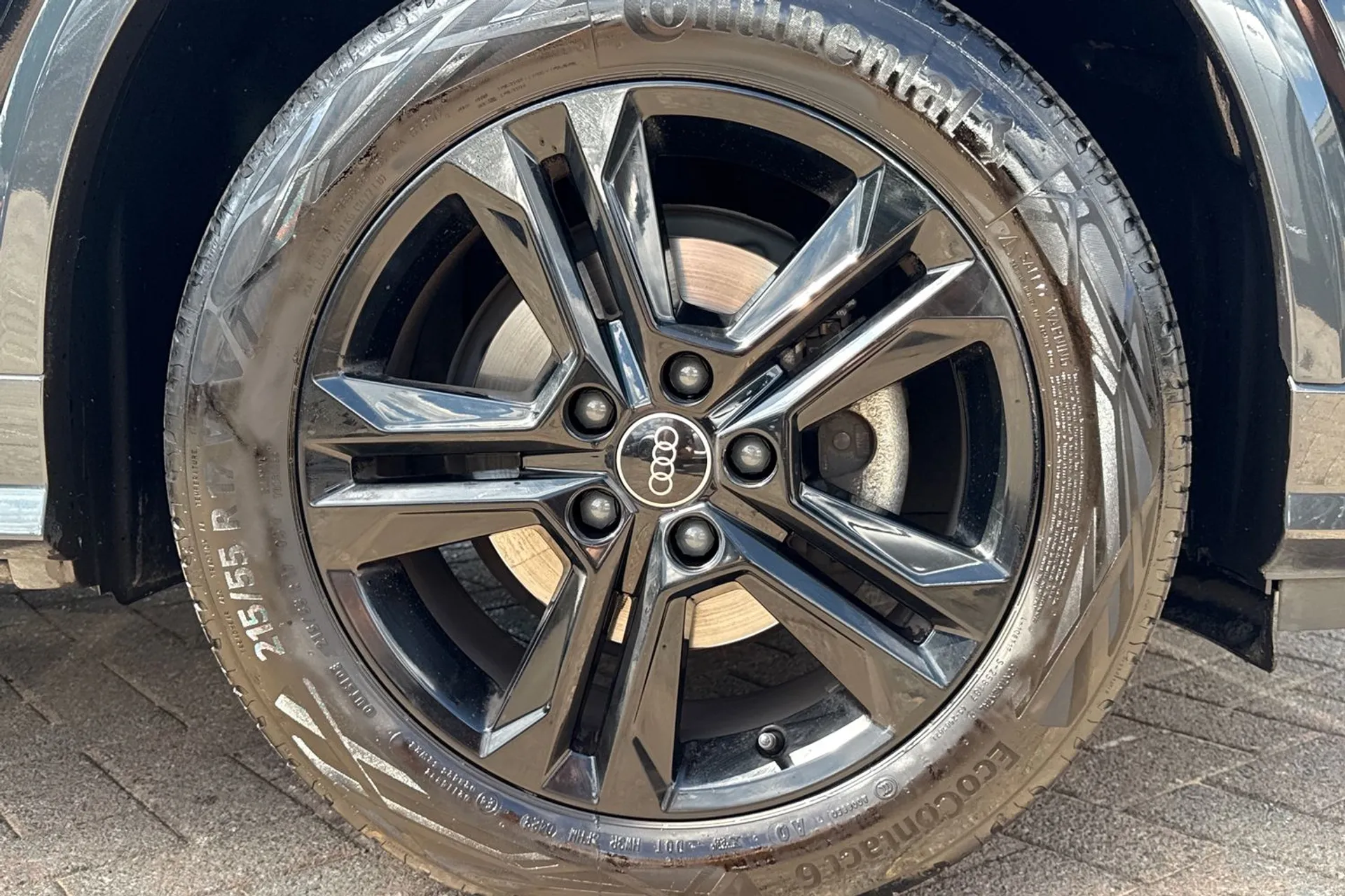 Audi Q2 thumbnail image number 8