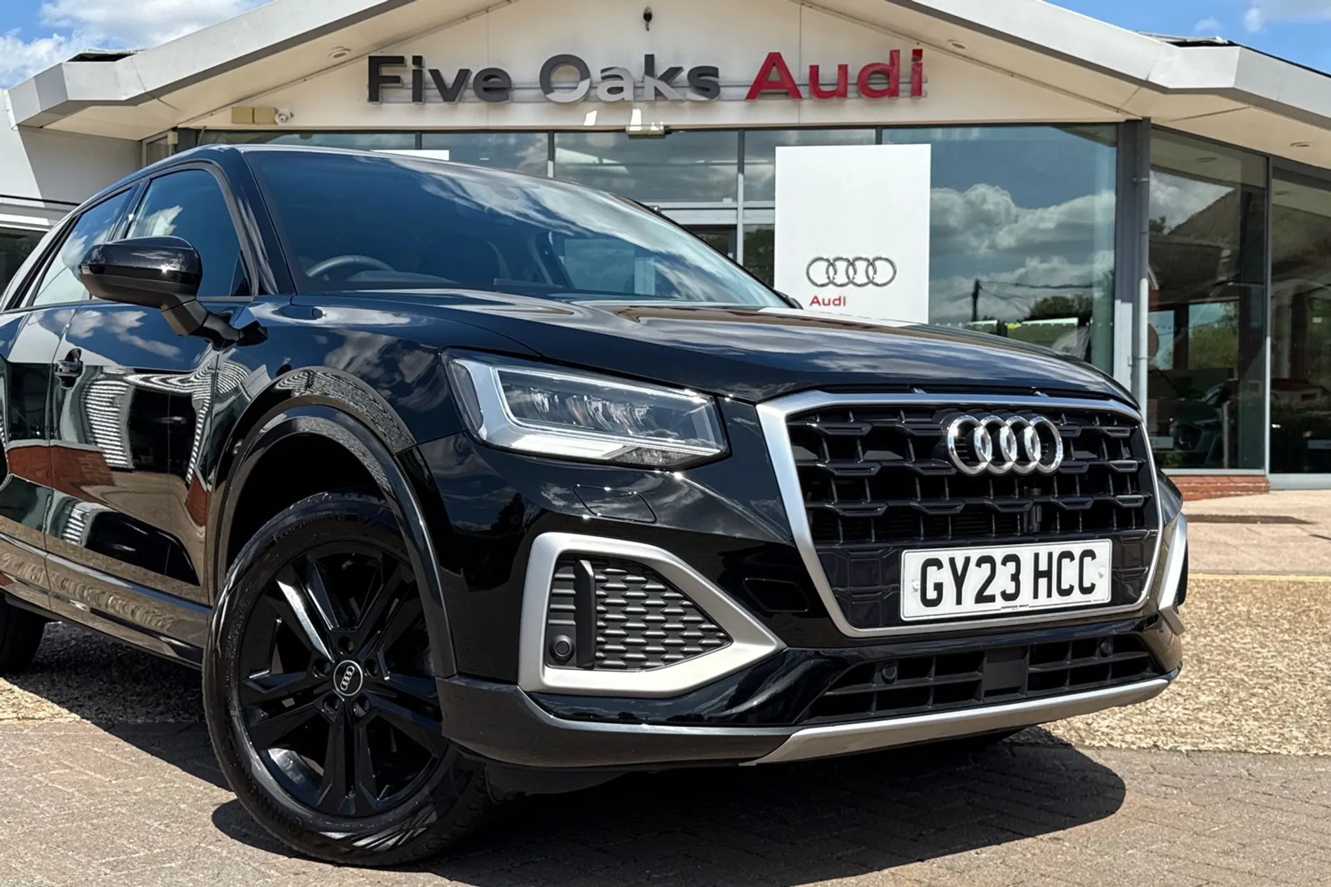 Audi Q2 thumbnail image number 22