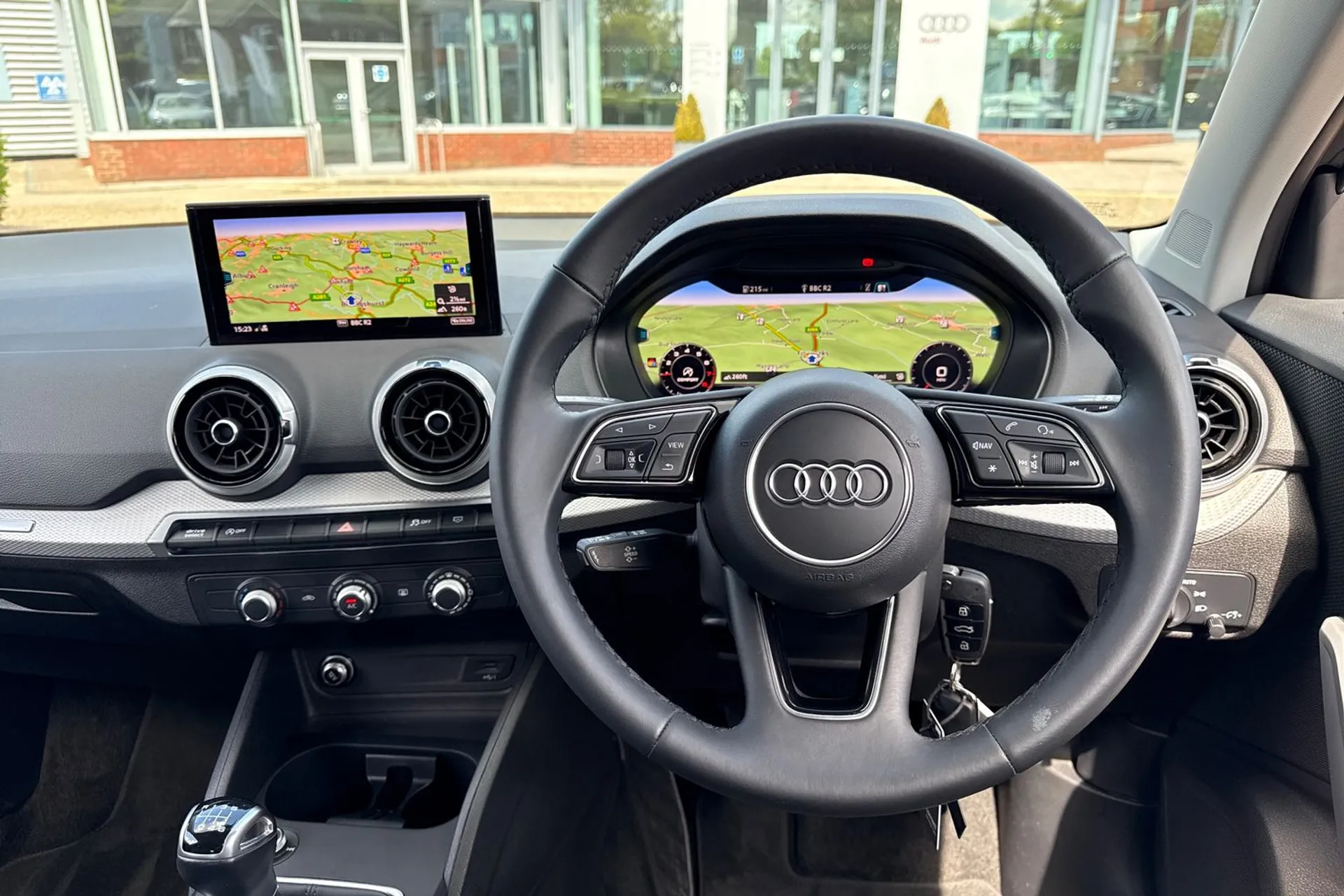 Audi Q2 thumbnail image number 35