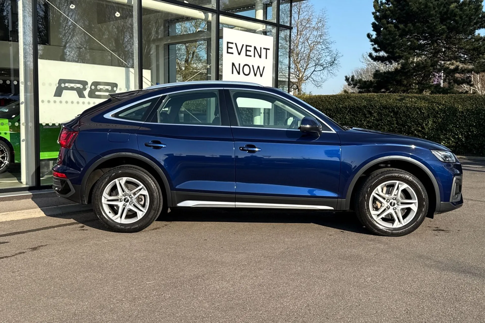 Audi Q5 thumbnail image number 2