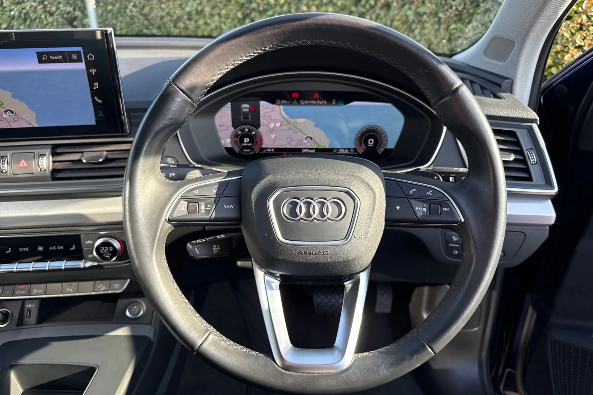 Audi Q5 thumbnail image number 17