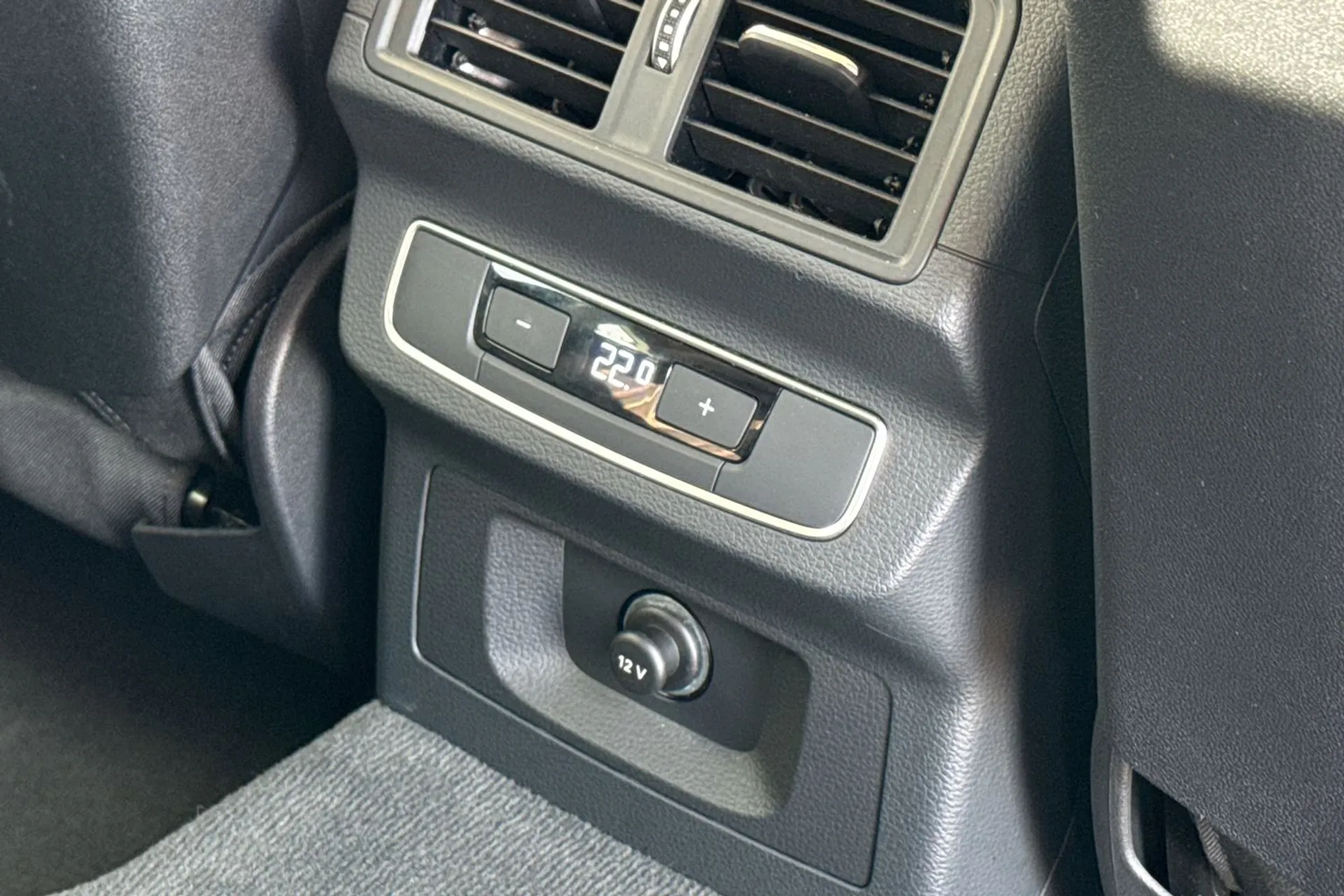 Audi Q5 thumbnail image number 41