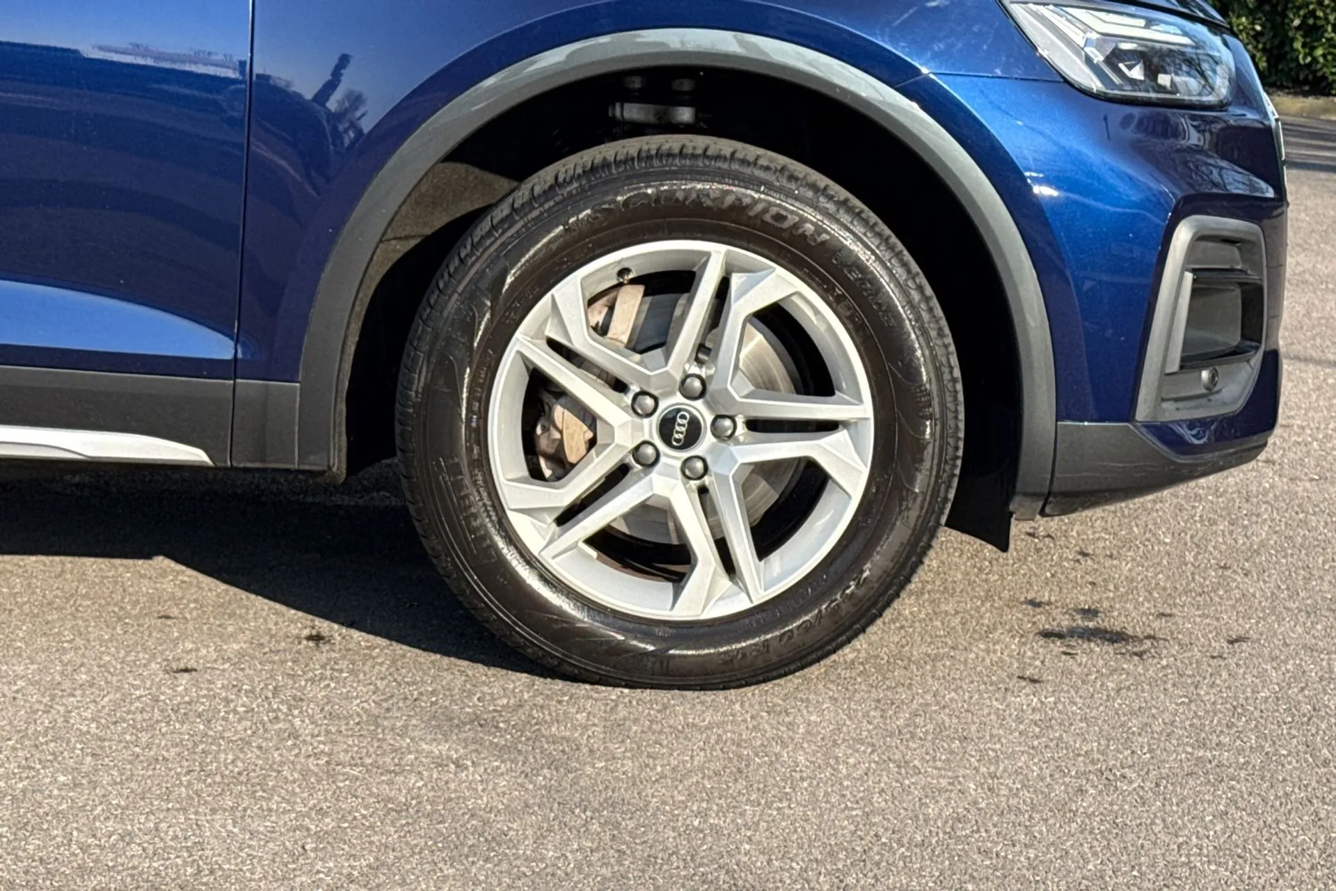 Audi Q5 thumbnail image number 20