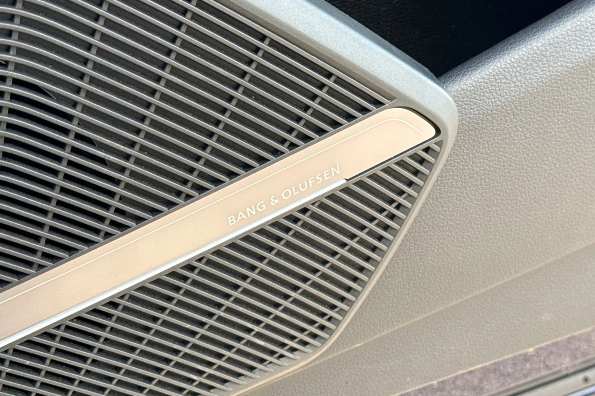 Audi Q5 thumbnail image number 9