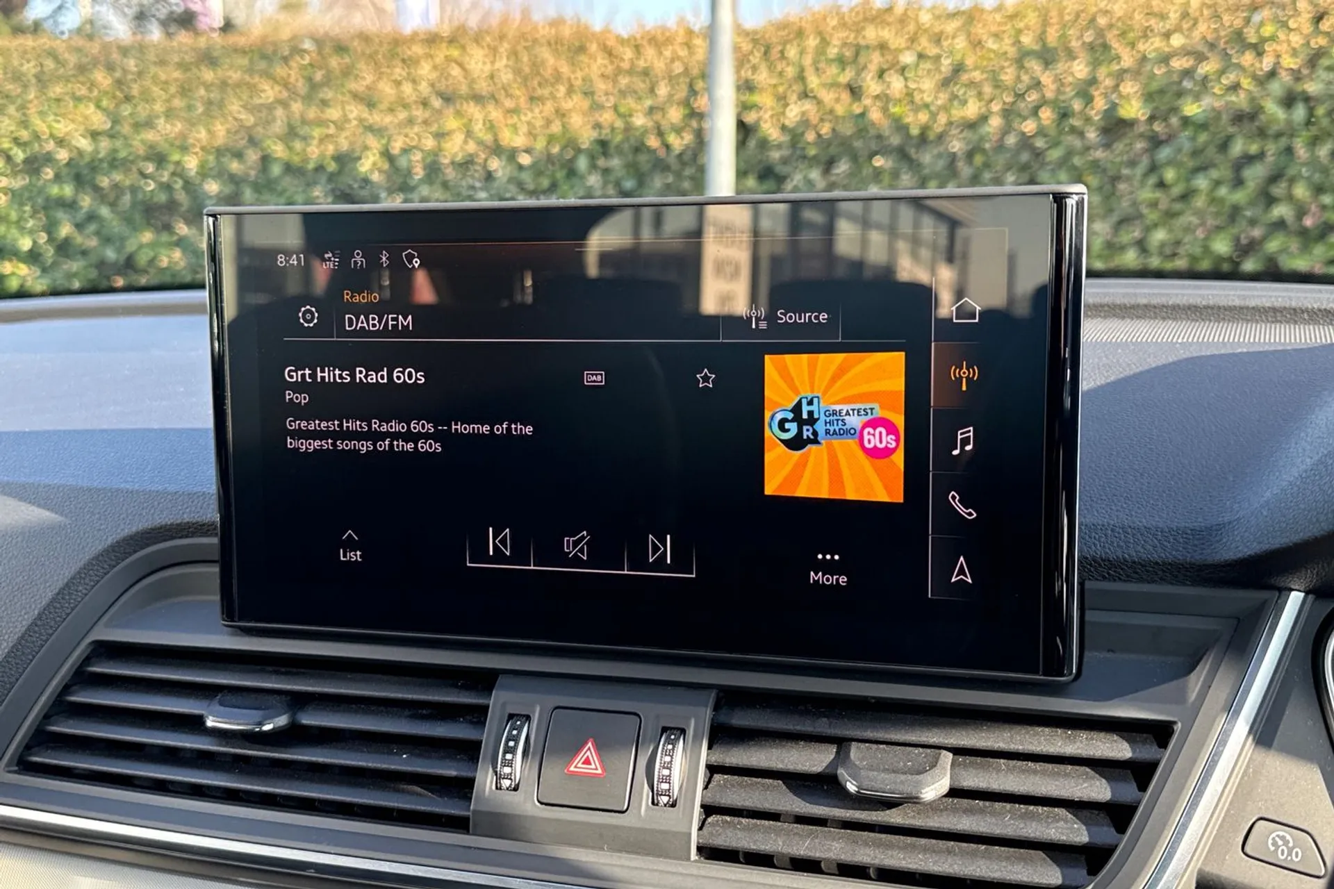 Audi Q5 thumbnail image number 15