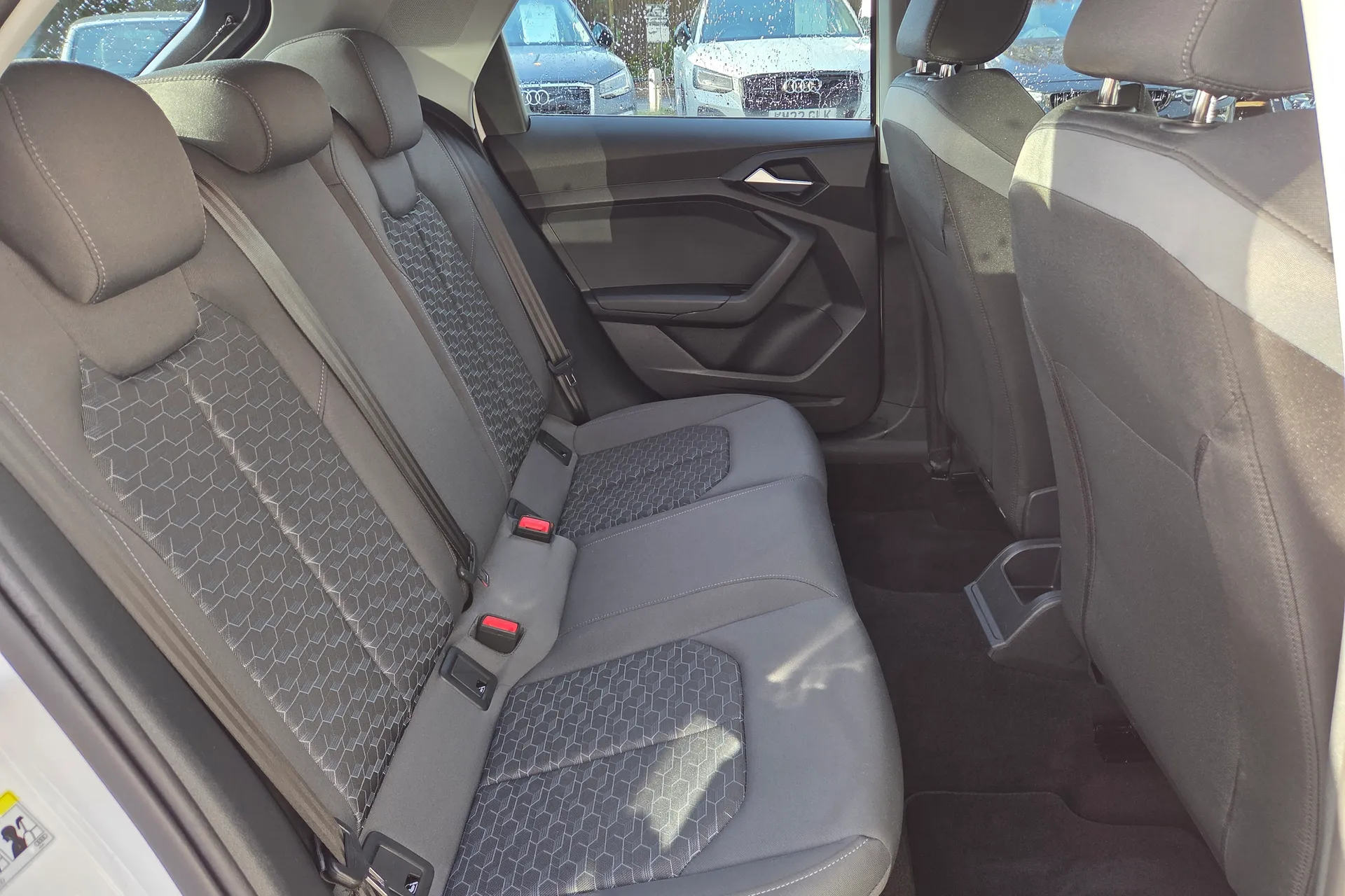 Audi A1 SPORT 30 TFSI thumbnail image number 39