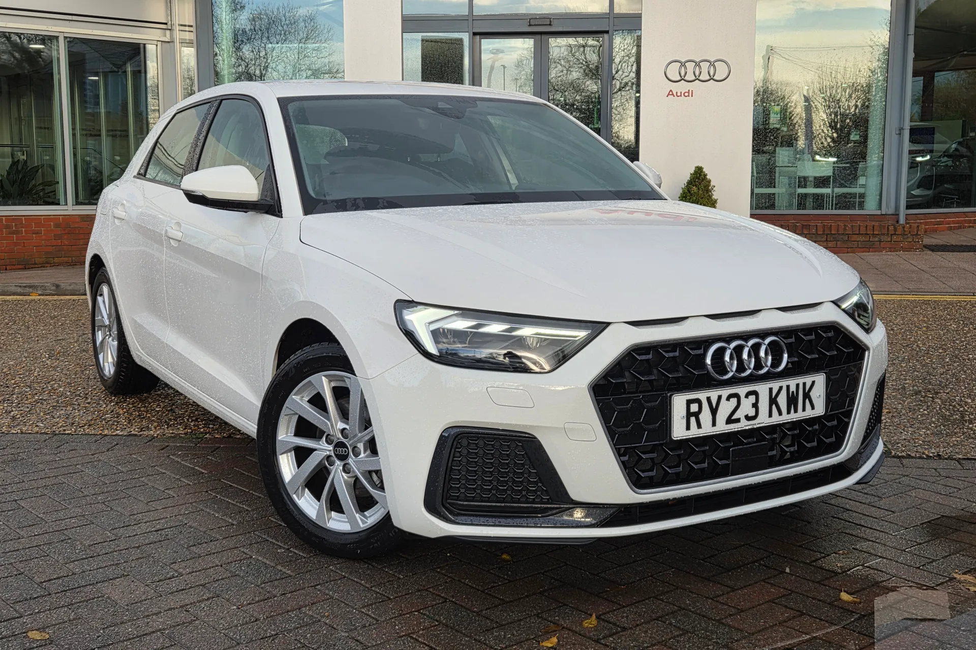 Audi A1 SPORT 30 TFSI thumbnail image number 20