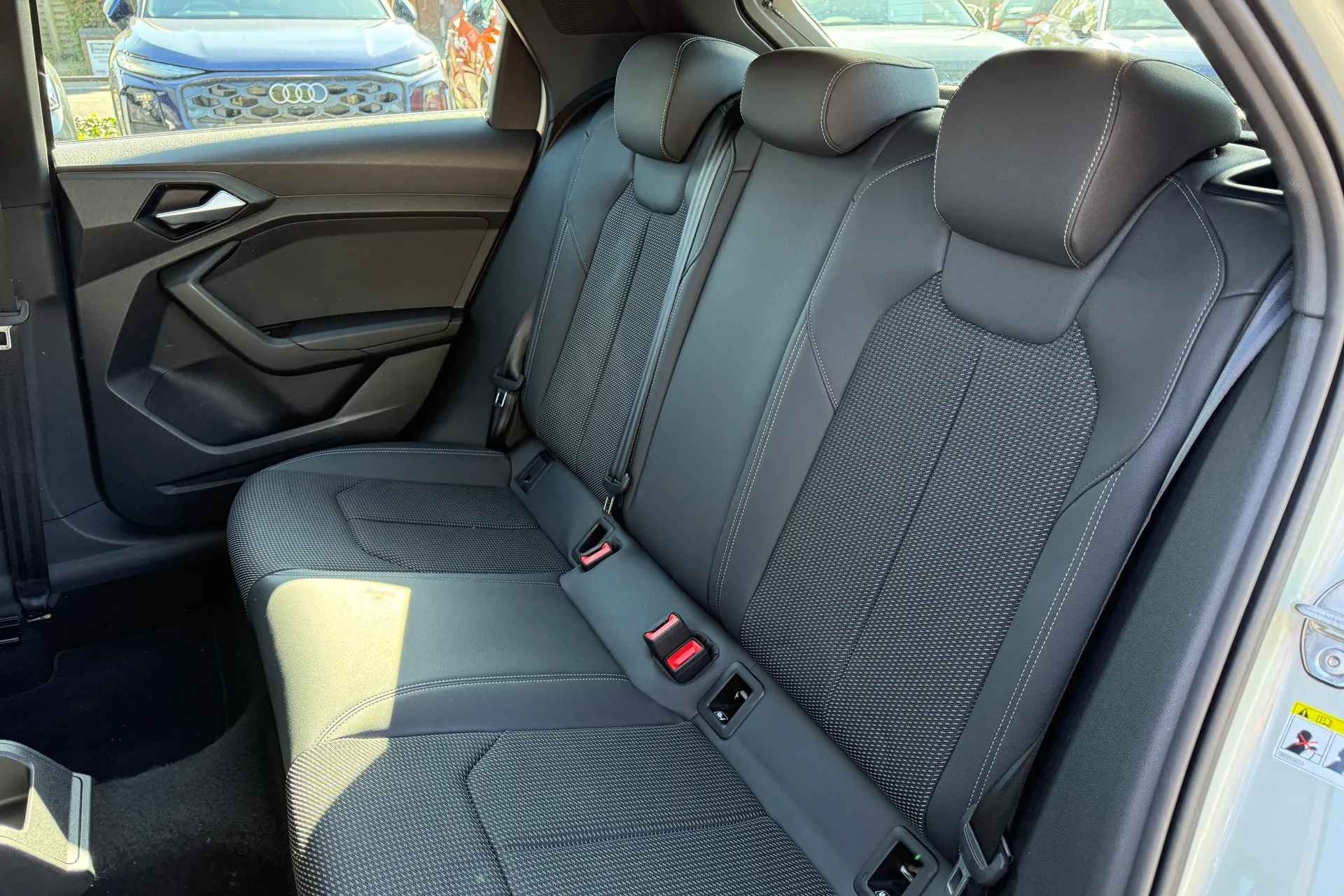 Audi A1 thumbnail image number 37