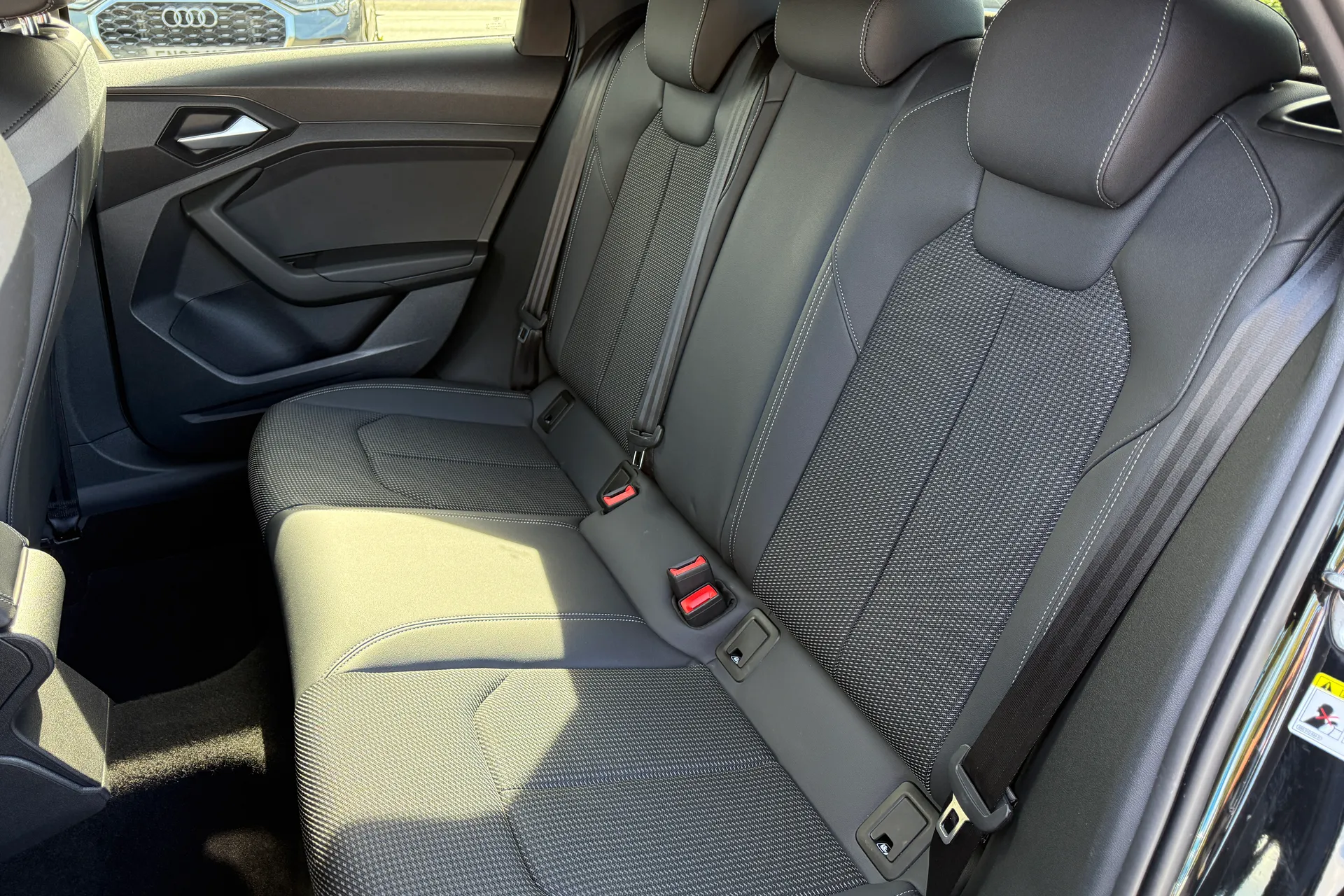 Audi A1 thumbnail image number 38