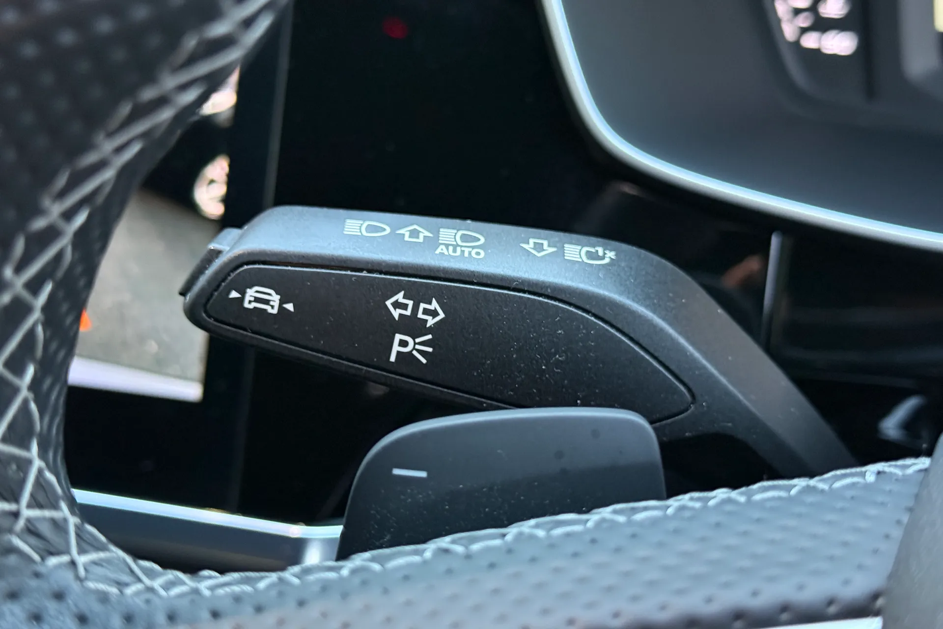 Audi Q3 thumbnail image number 64