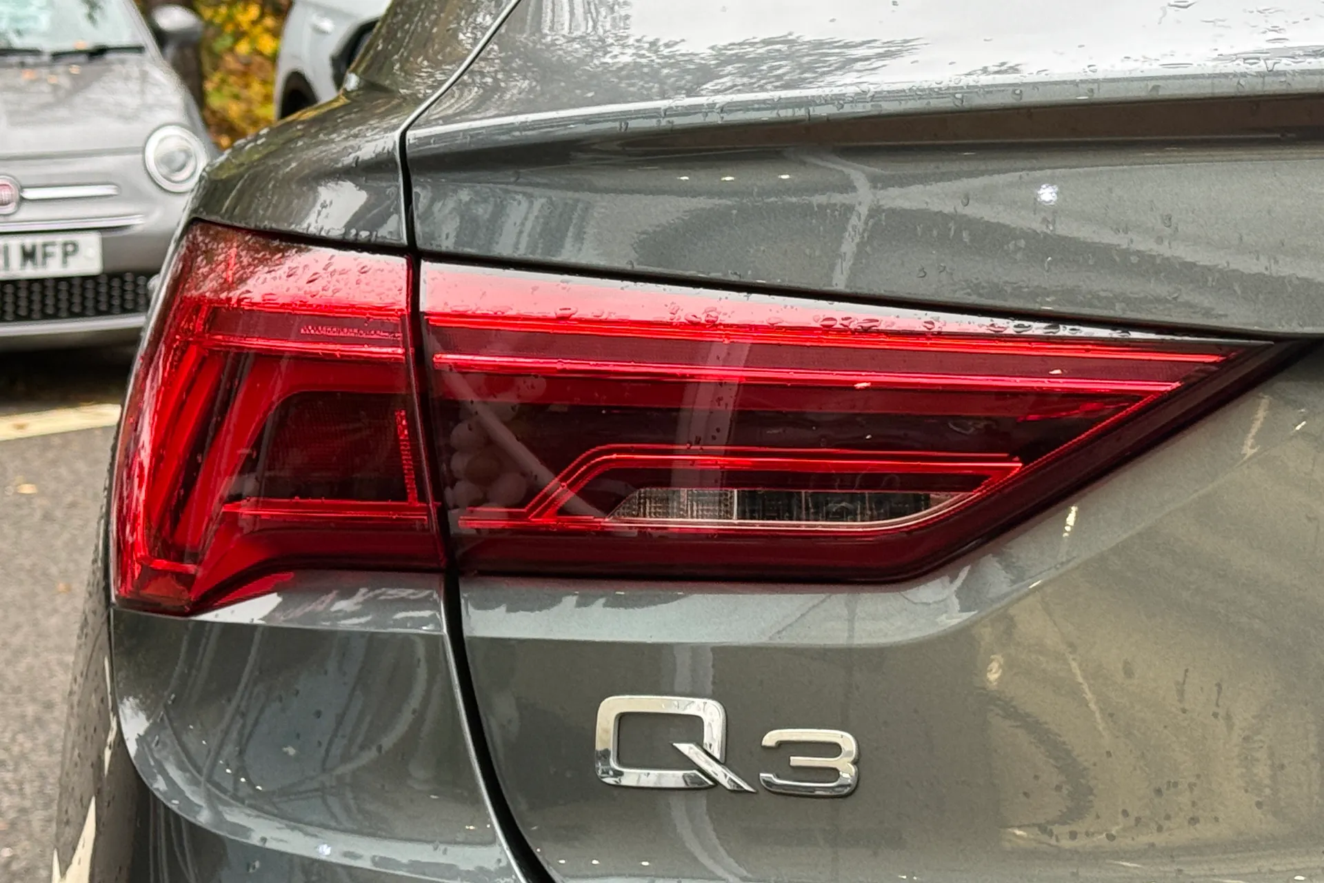 Audi Q3 thumbnail image number 30