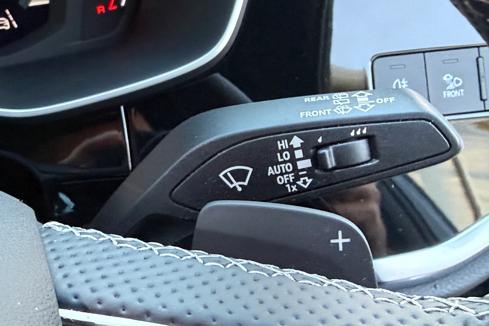 Audi Q3 thumbnail image number 65