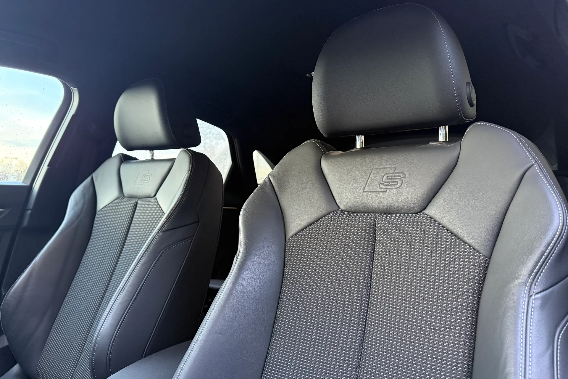 Audi Q3 thumbnail image number 19