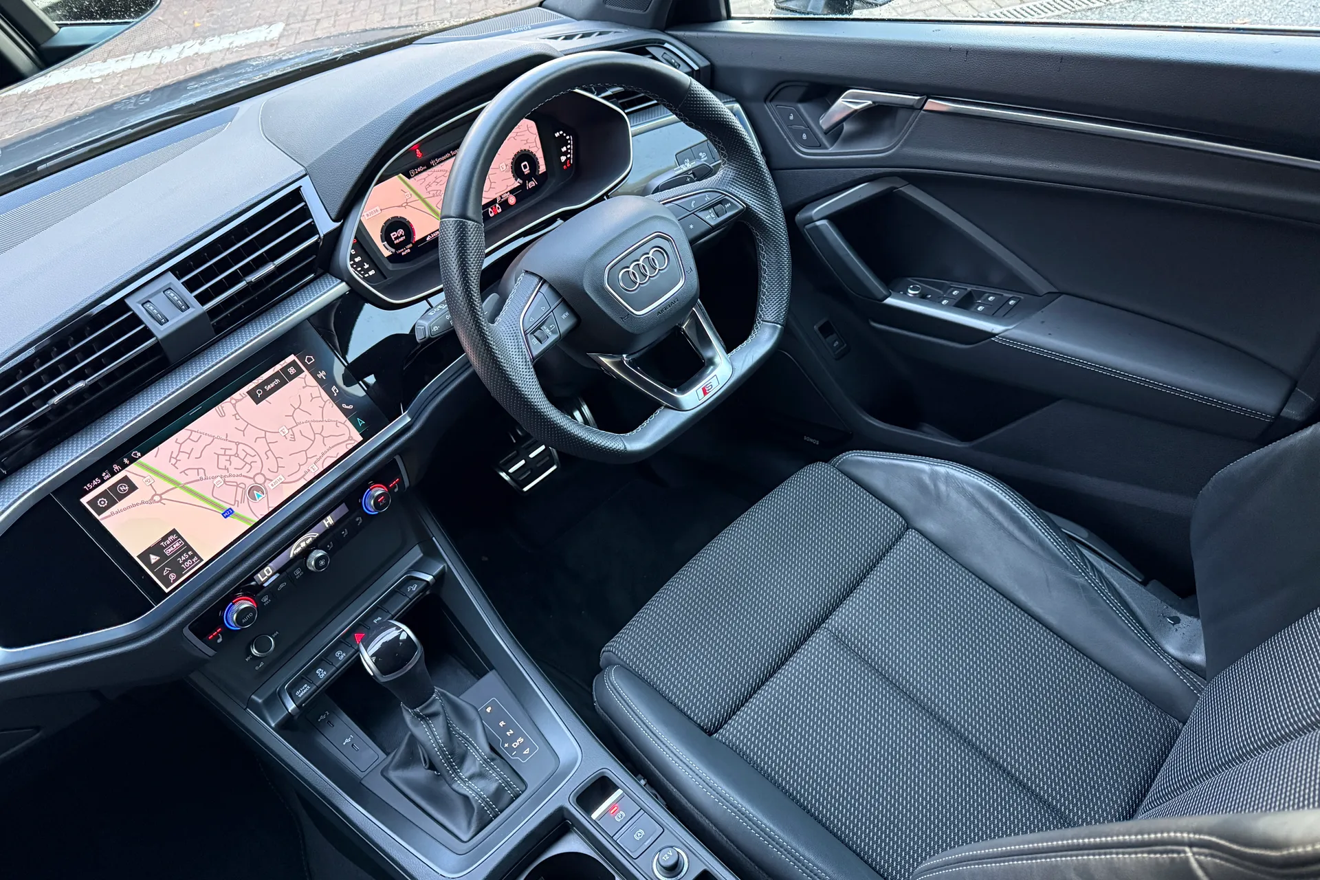 Audi Q3 thumbnail image number 58