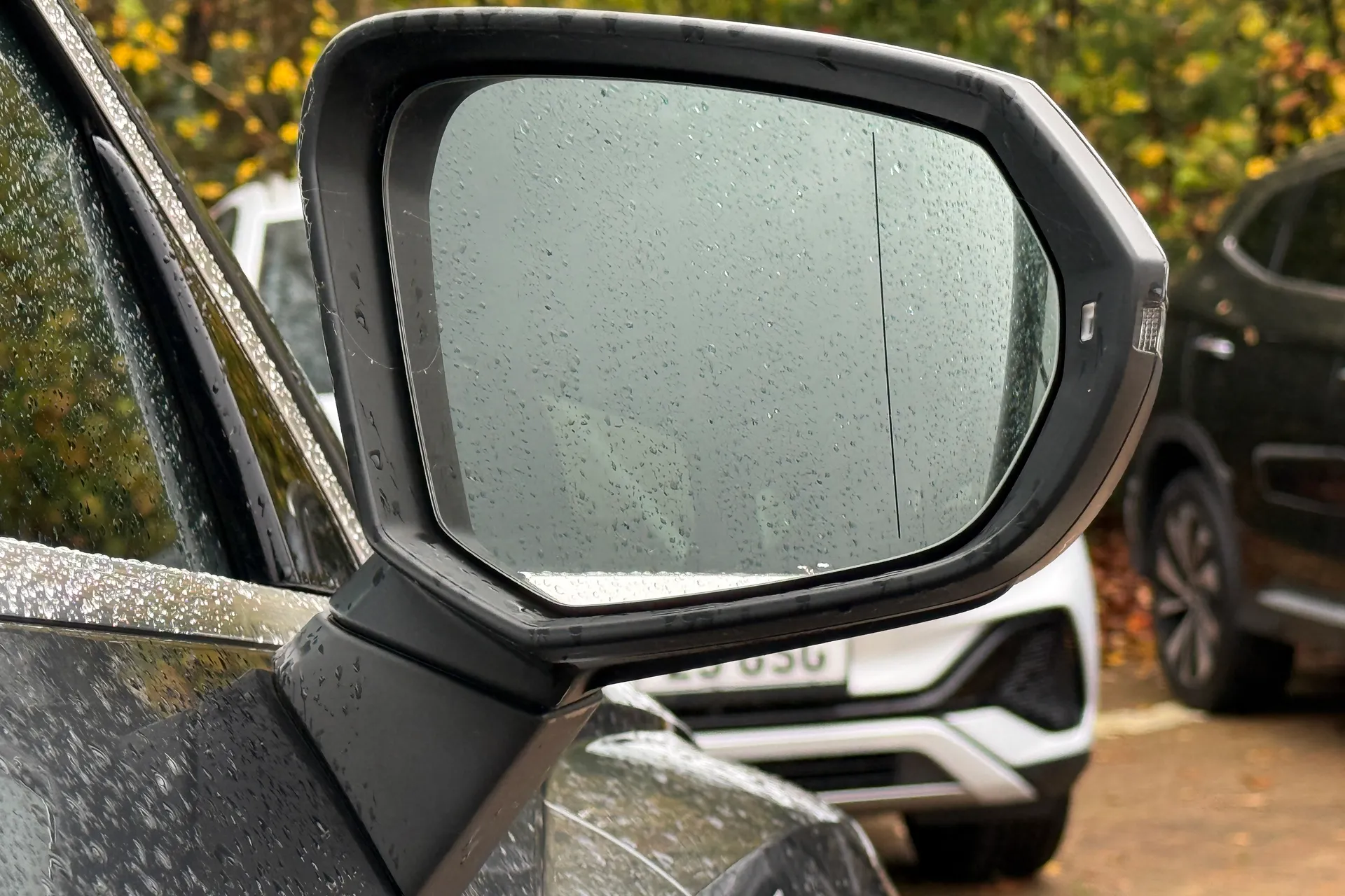 Audi Q3 thumbnail image number 48