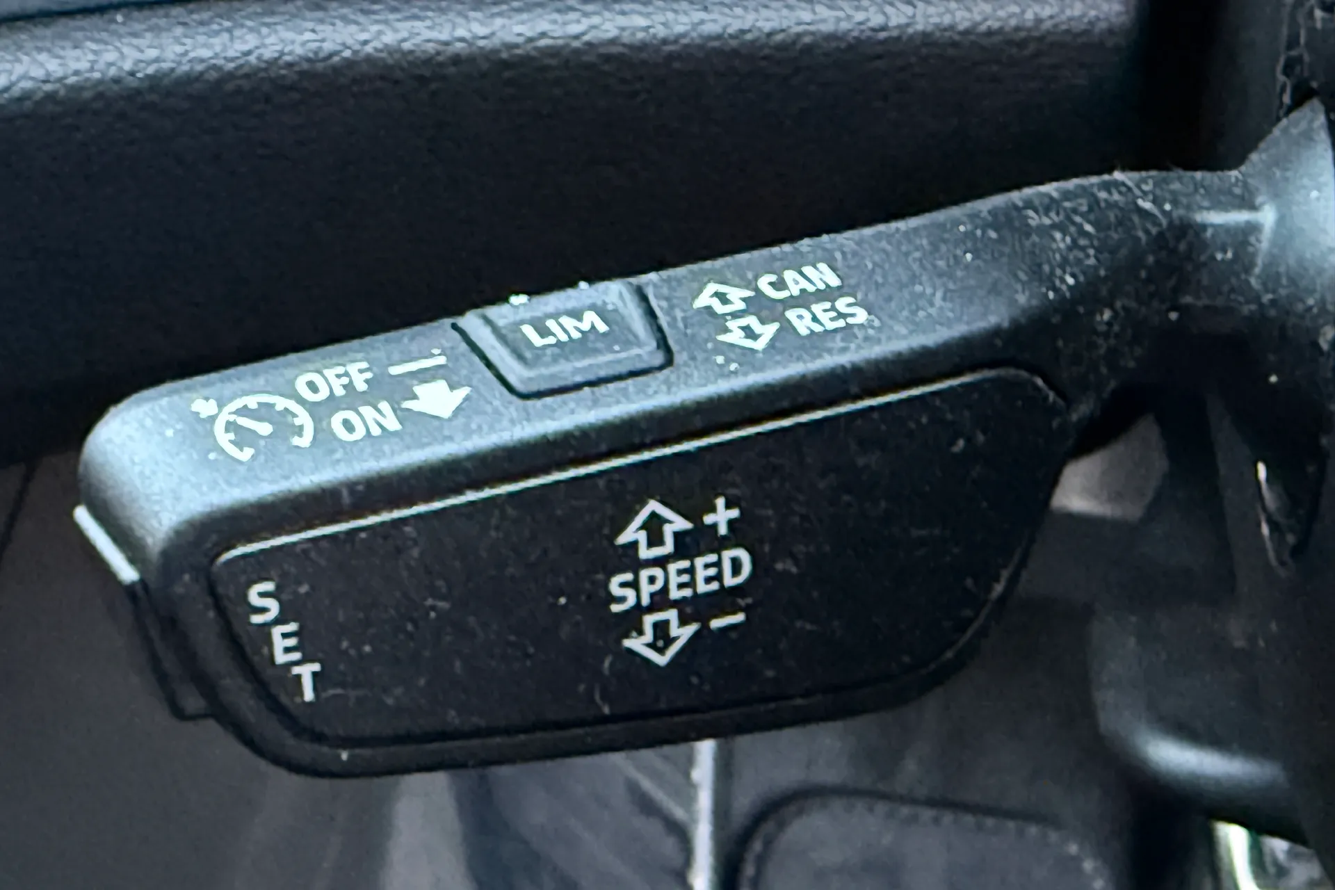 Audi Q3 thumbnail image number 63