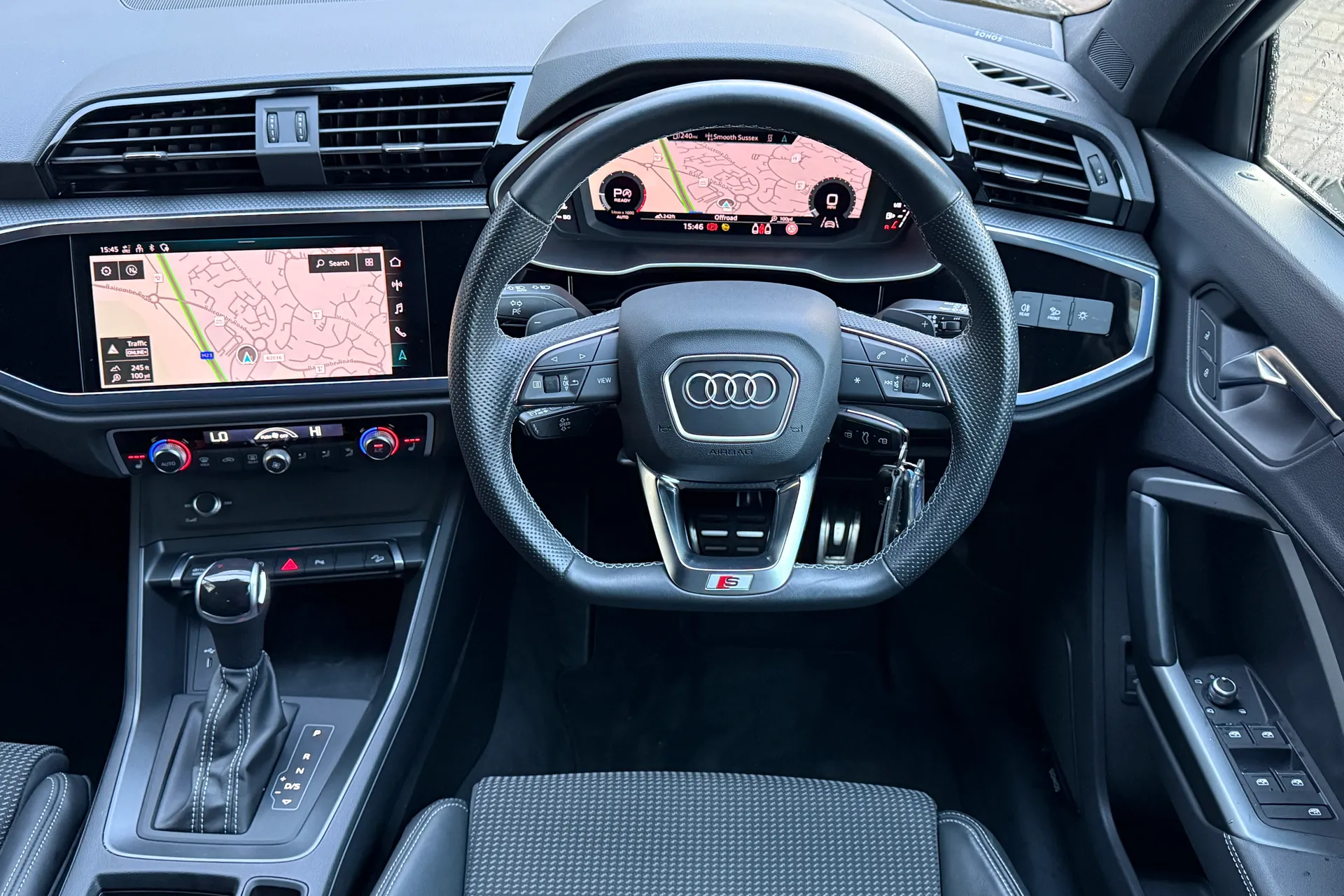 Audi Q3 thumbnail image number 59