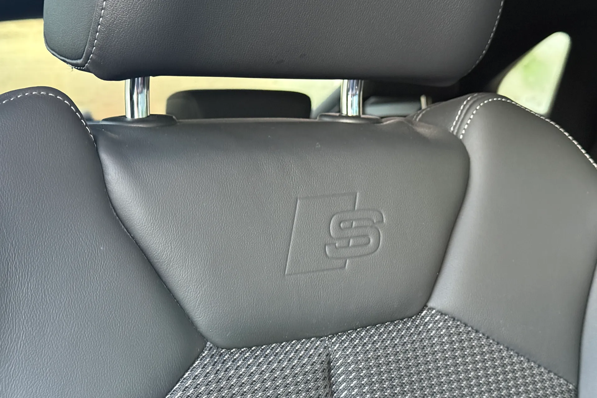 Audi Q3 thumbnail image number 53