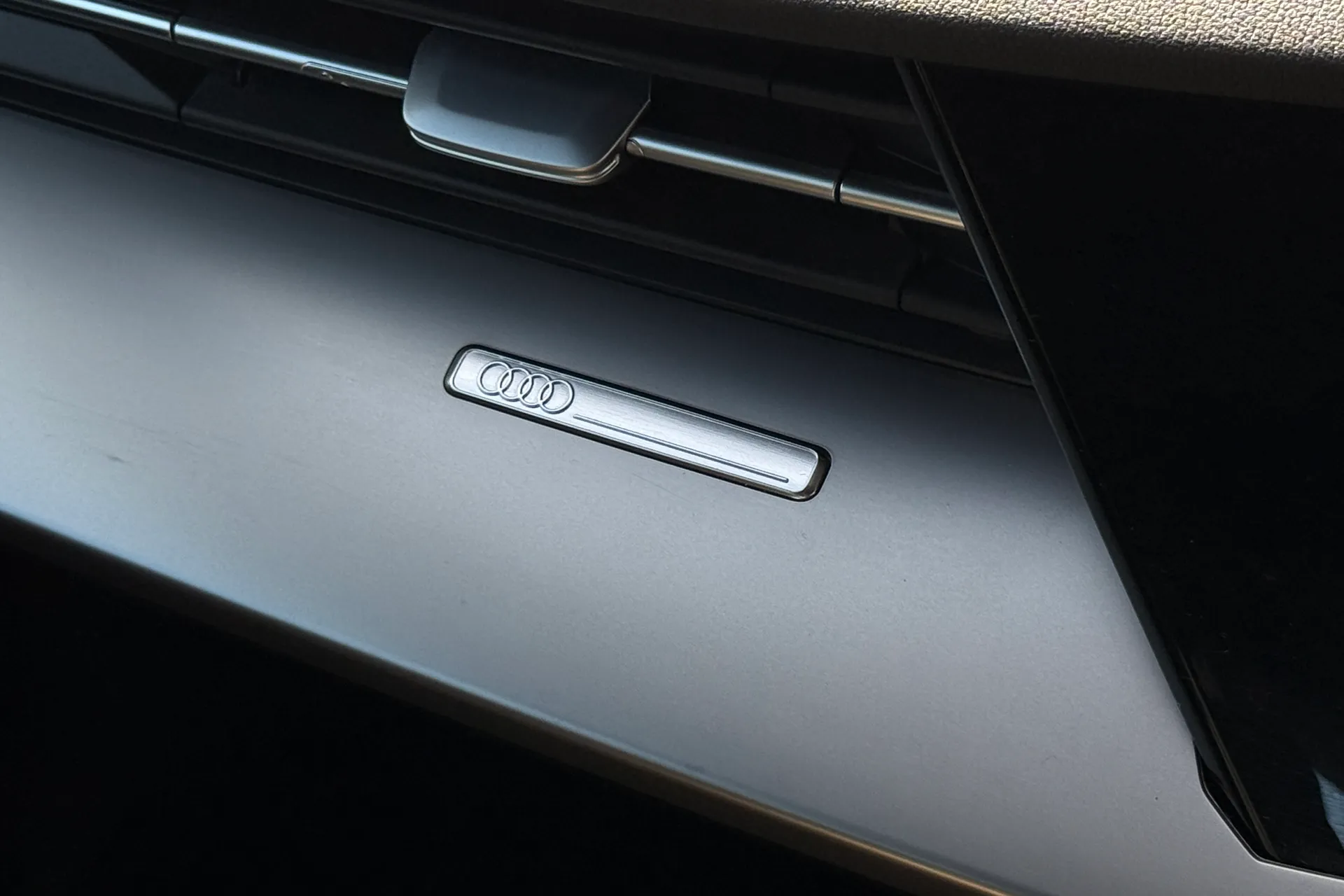 Audi A3 thumbnail image number 19