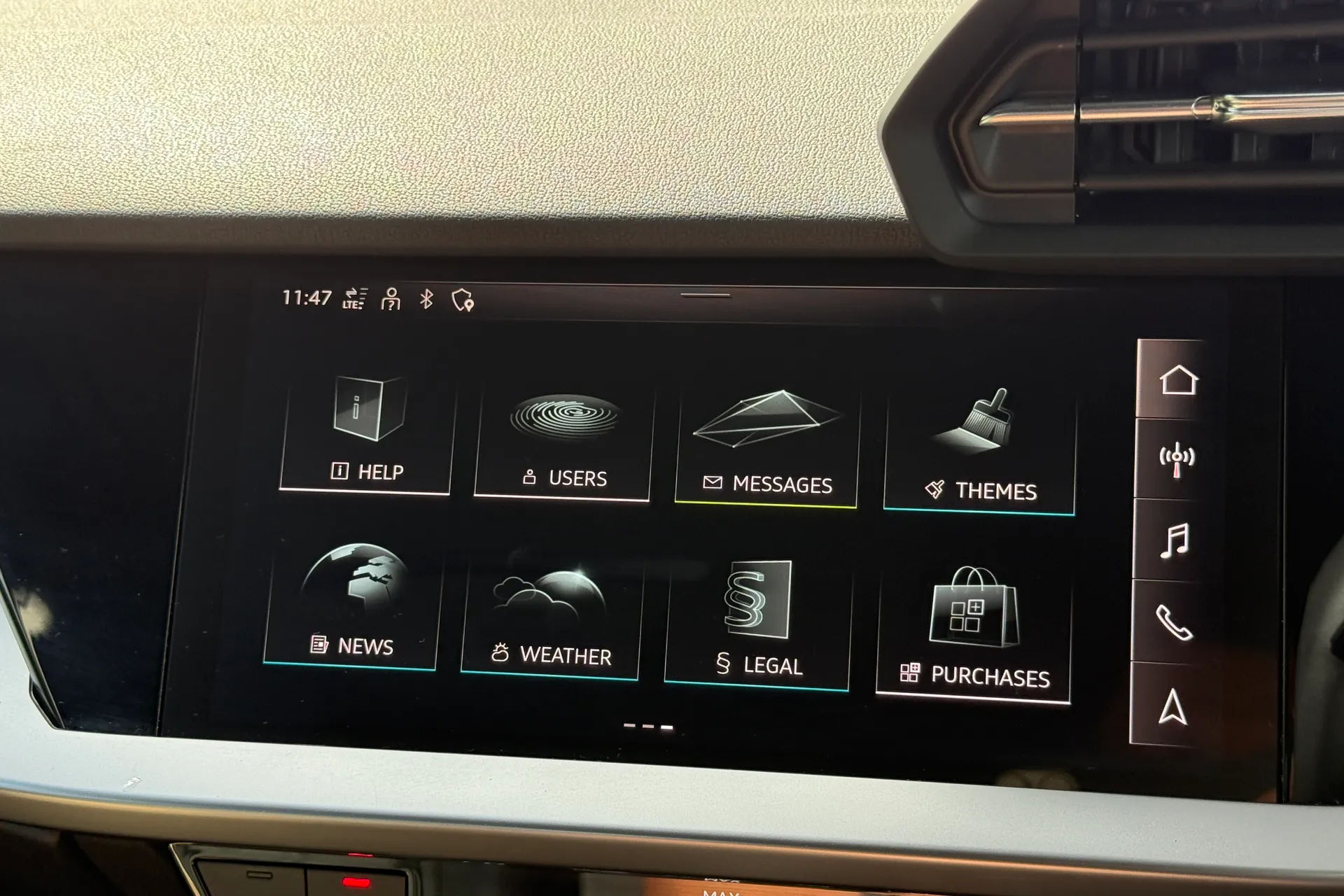 Audi A3 thumbnail image number 15