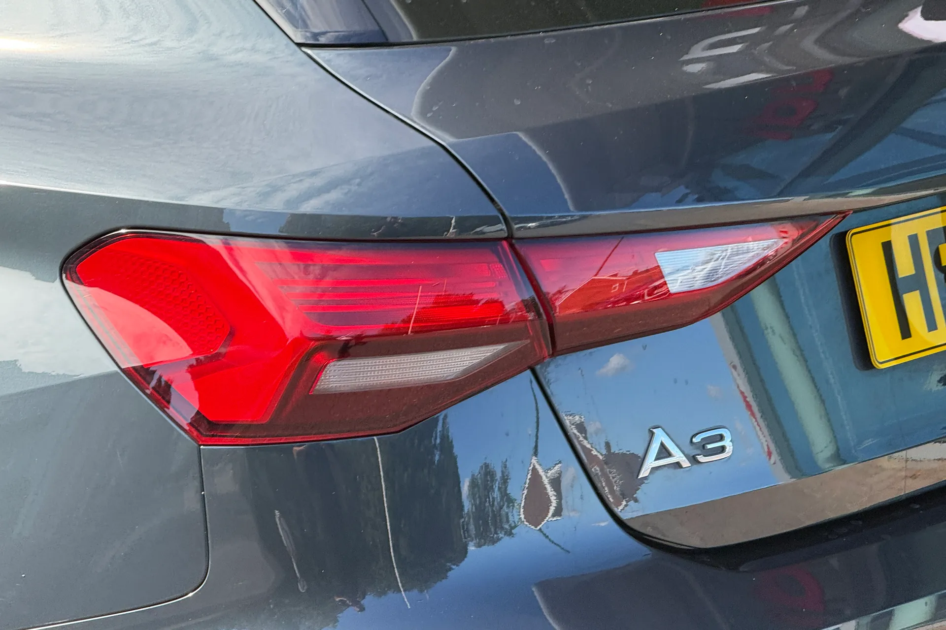 Audi A3 thumbnail image number 39