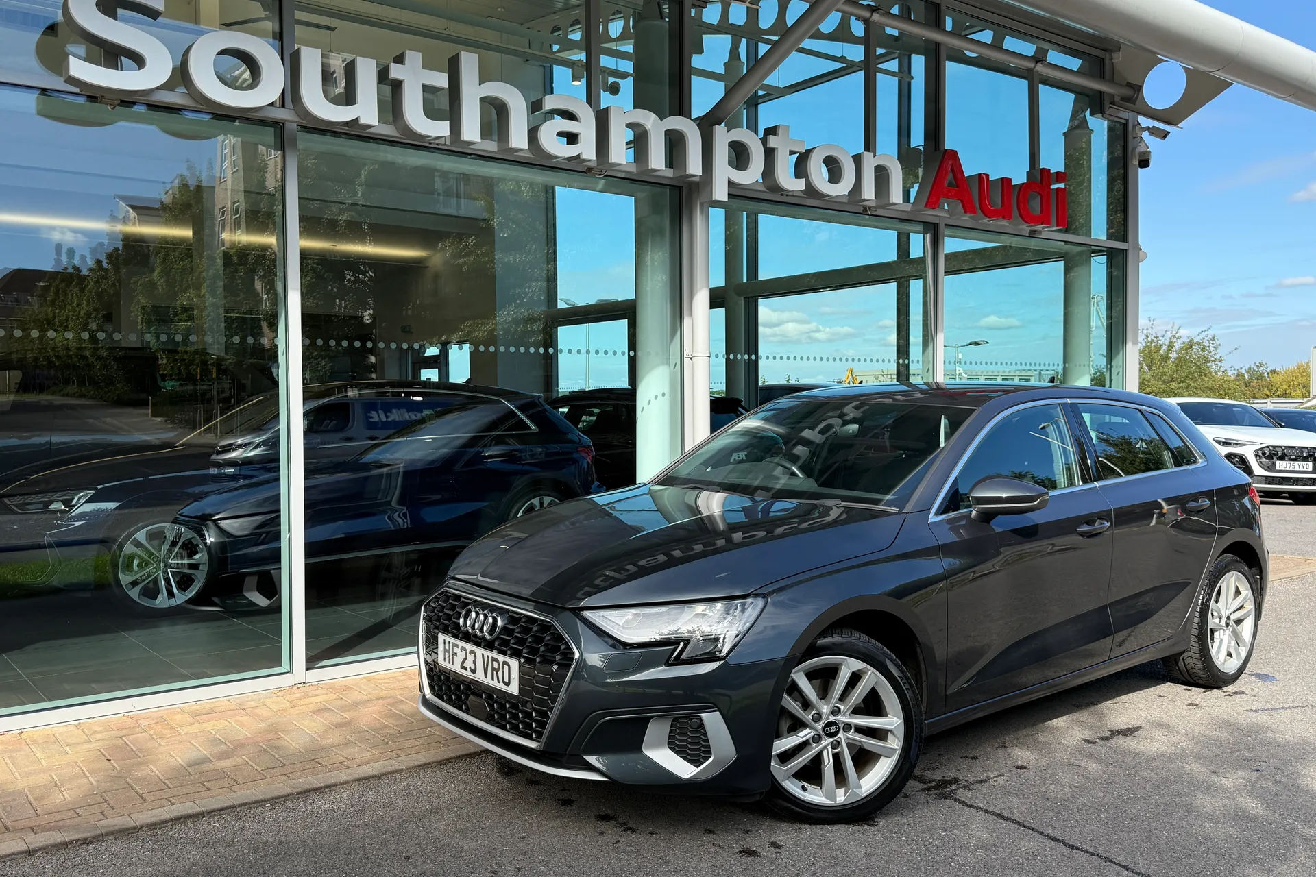 Audi A3 thumbnail image number 52