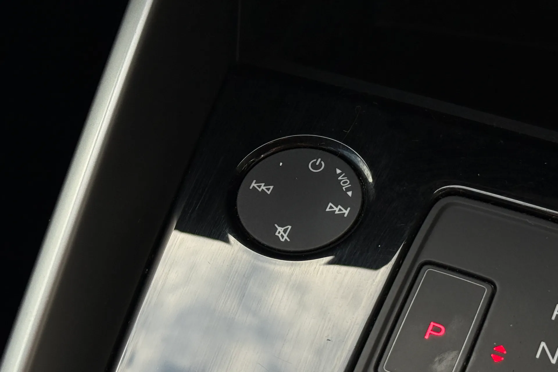 Audi A3 thumbnail image number 25