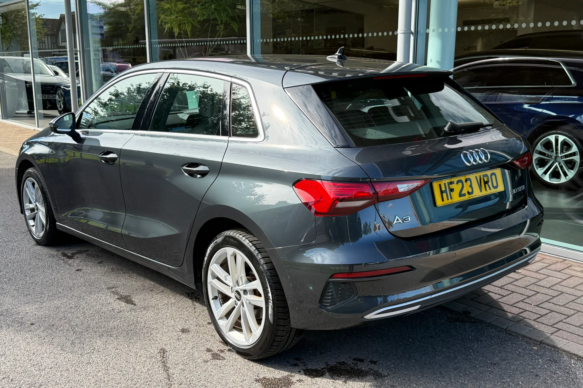 Audi A3 thumbnail image number 40