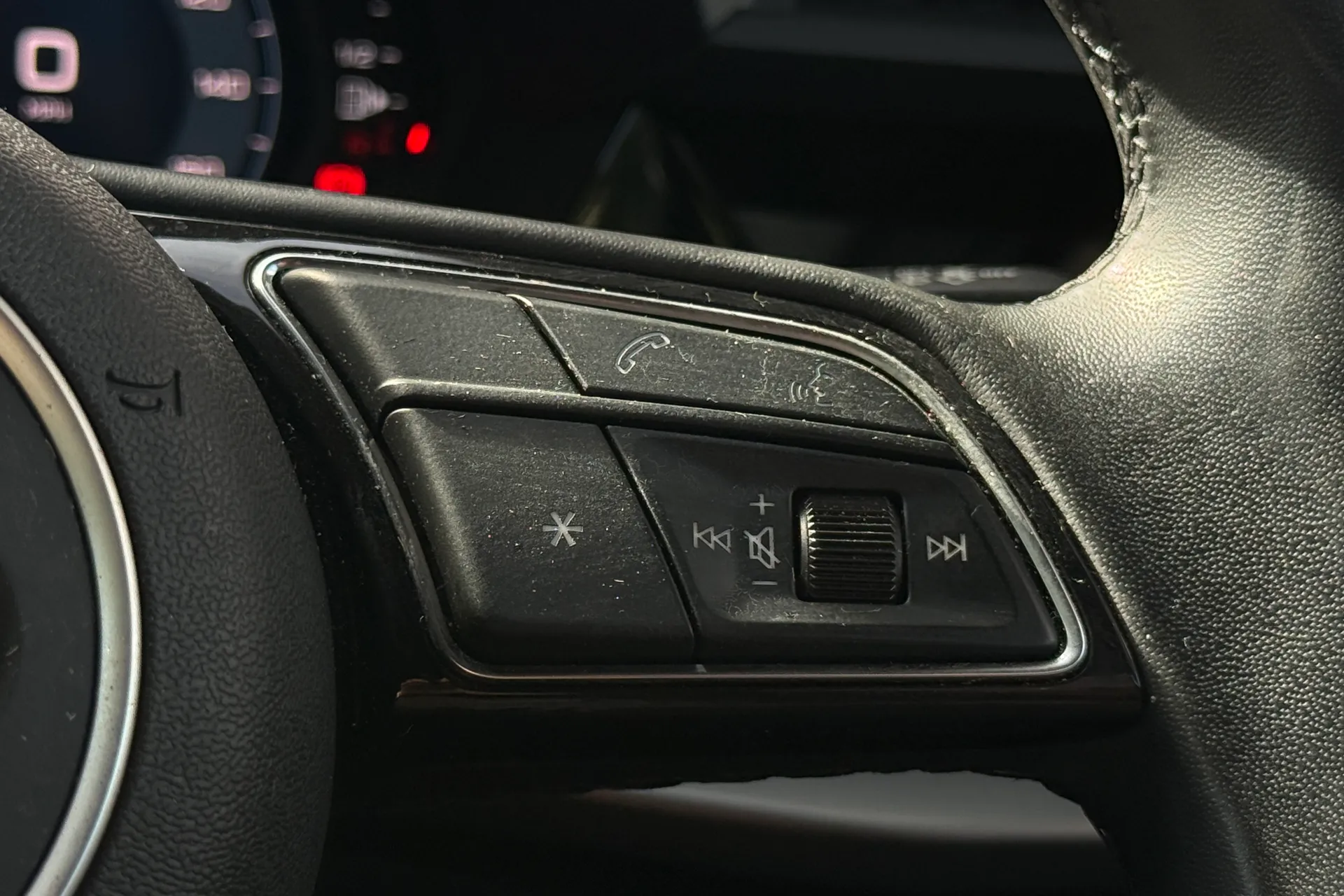 Audi A3 thumbnail image number 9