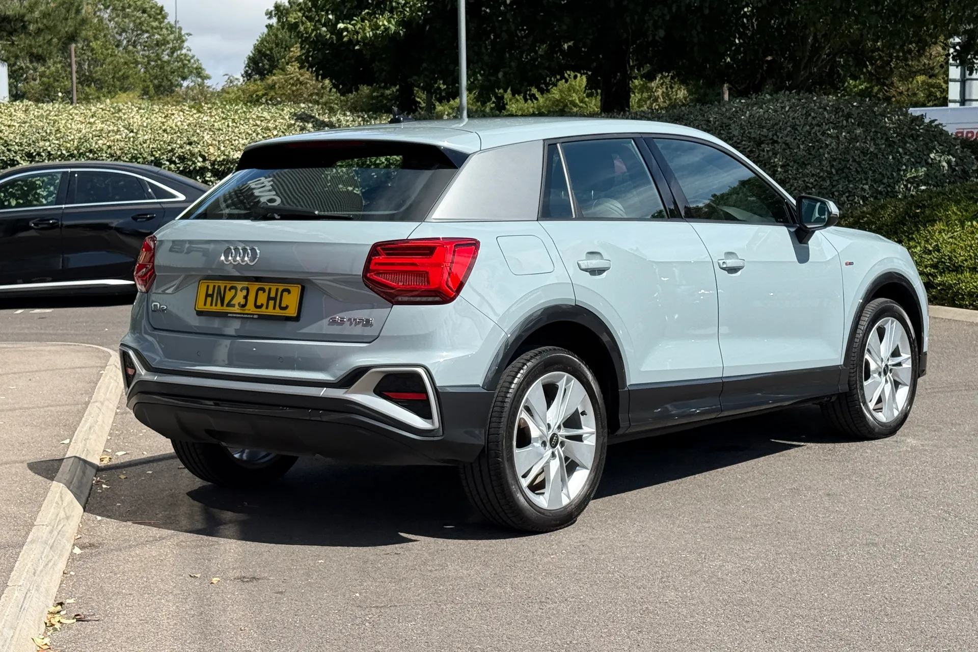 Audi Q2 thumbnail image number 15