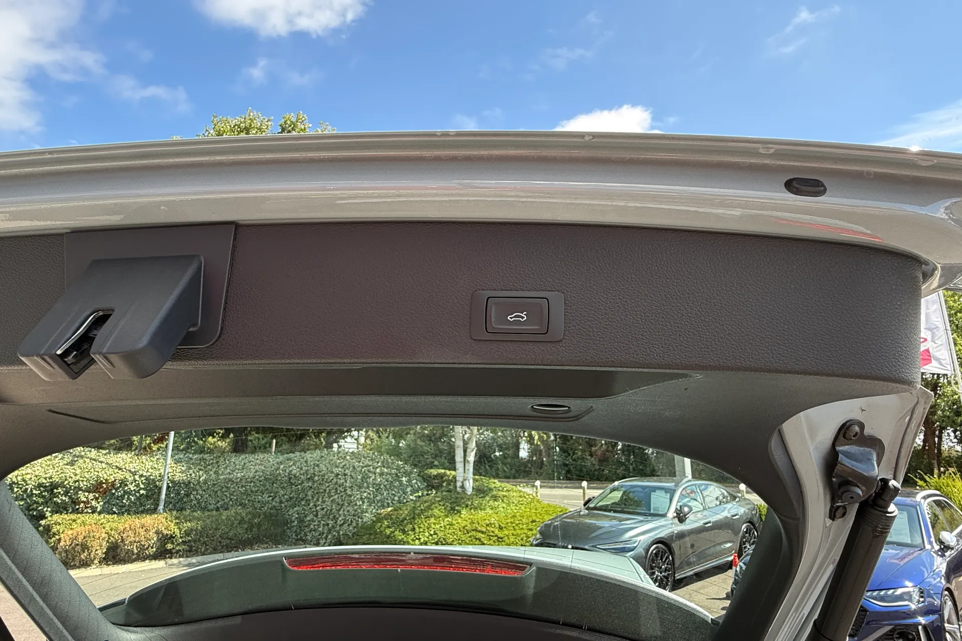 Audi Q2 thumbnail image number 50
