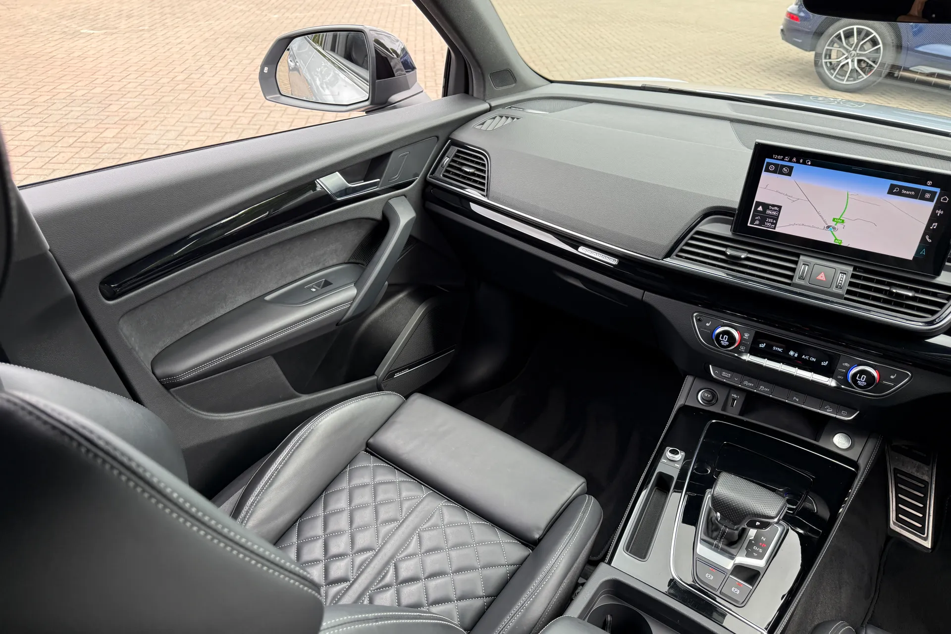 Audi Q5 thumbnail image number 44