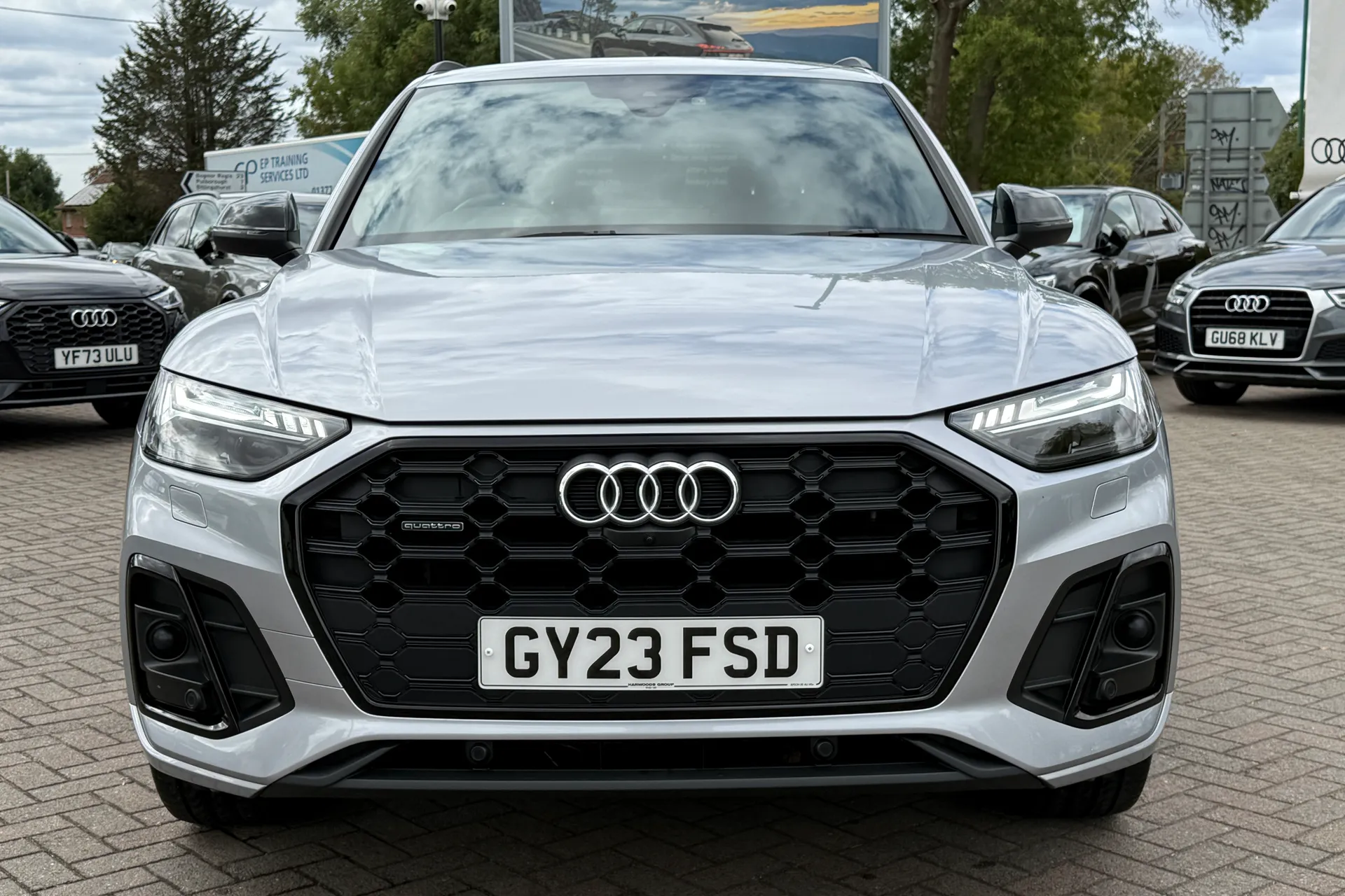 Audi Q5 thumbnail image number 30