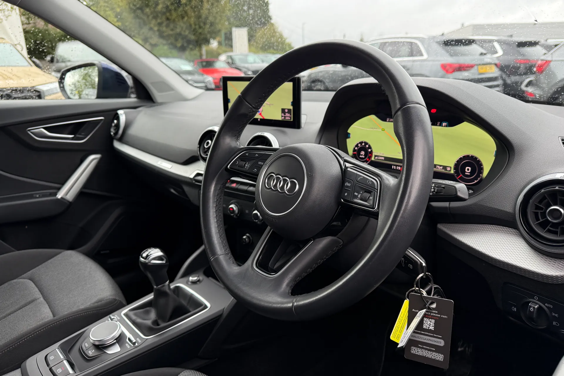 Audi Q2 thumbnail image number 28