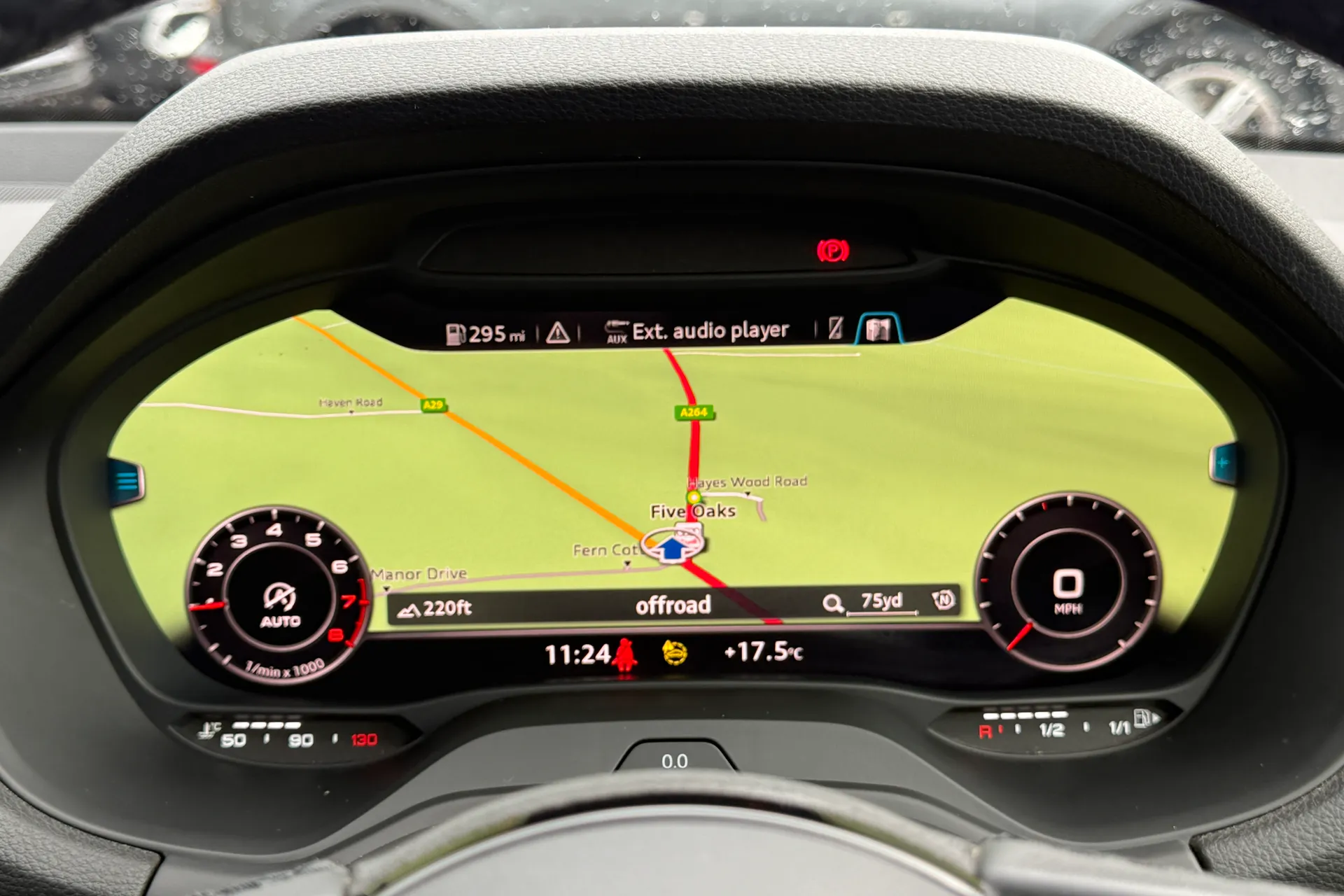 Audi Q2 thumbnail image number 15