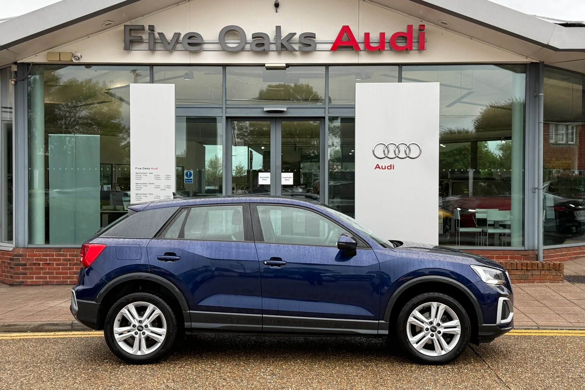 Audi Q2 thumbnail image number 2