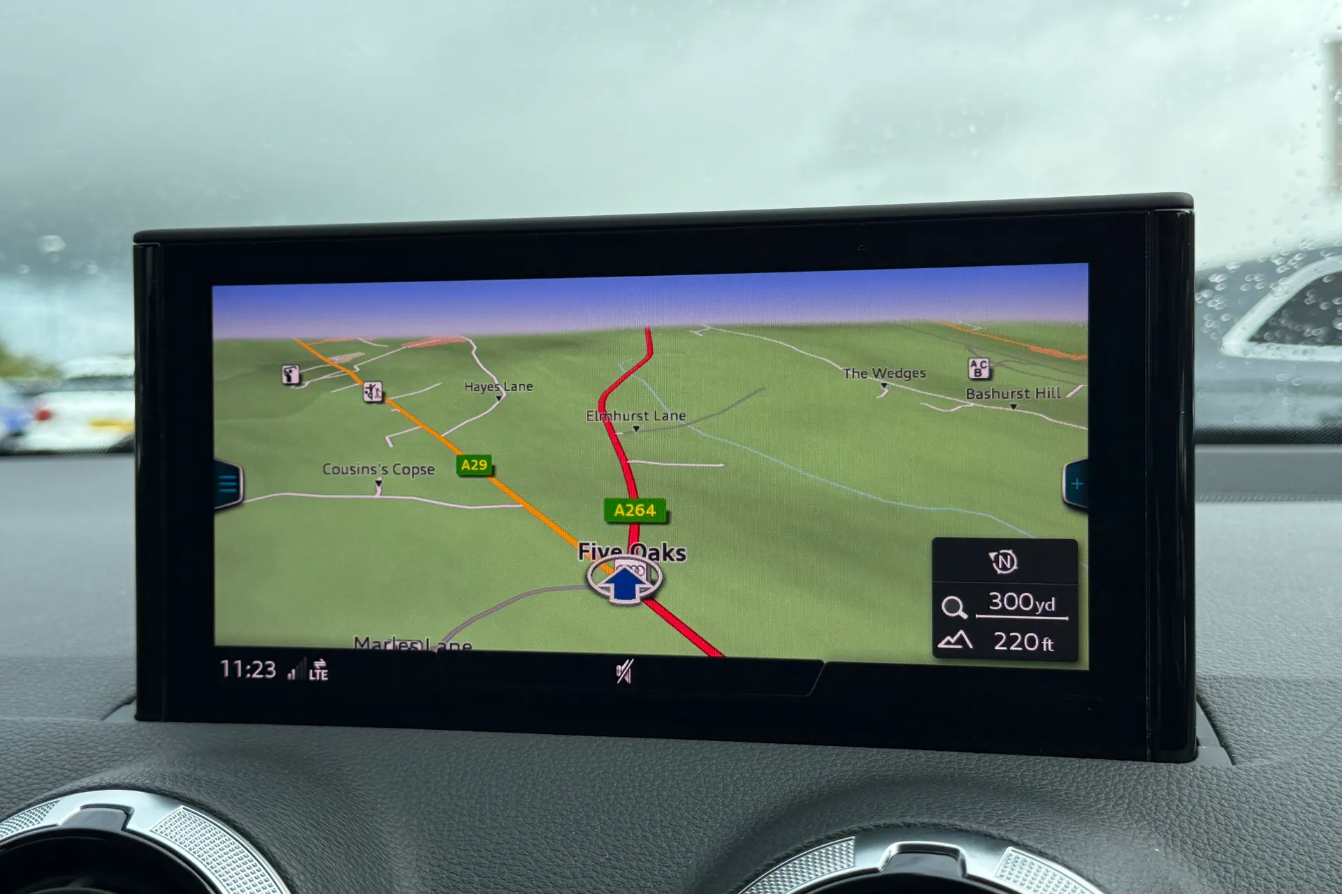 Audi Q2 thumbnail image number 5
