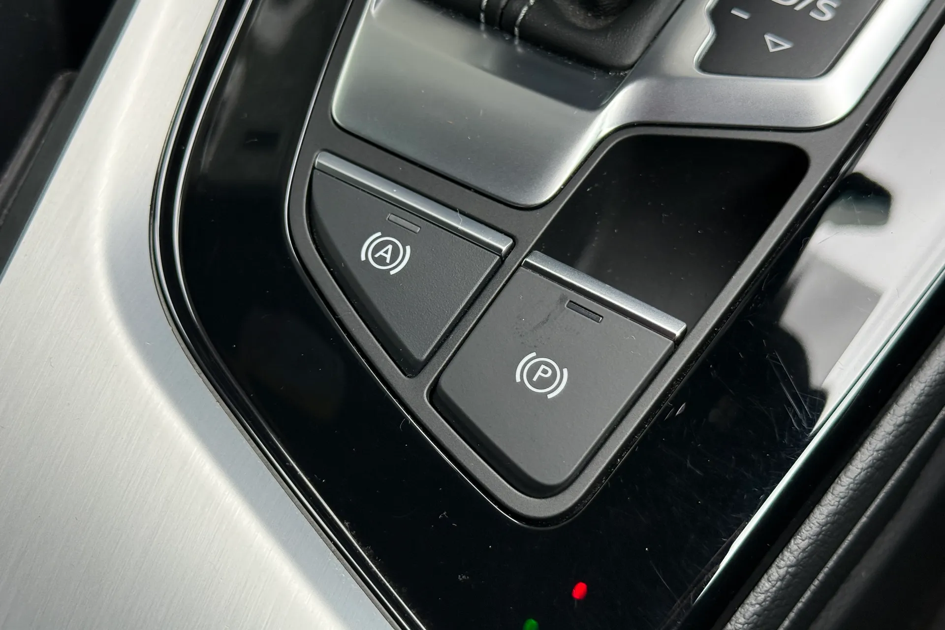 Audi A5 thumbnail image number 31