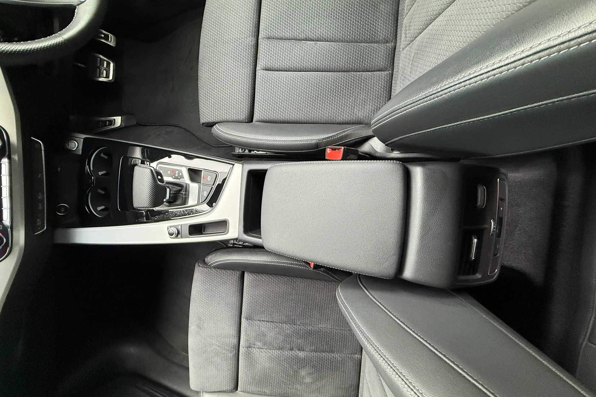 Audi A5 thumbnail image number 49