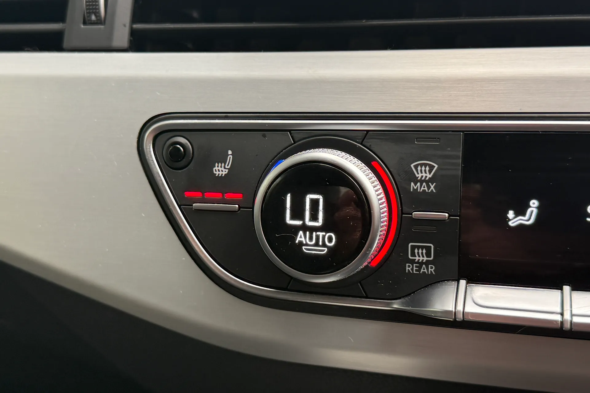 Audi A5 thumbnail image number 24