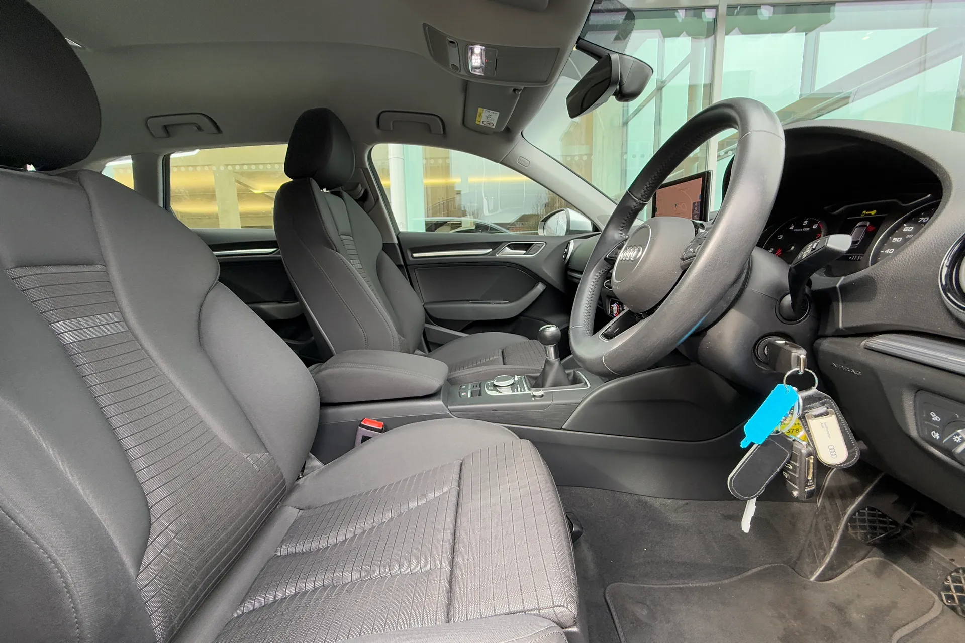 Audi A3 thumbnail image number 24