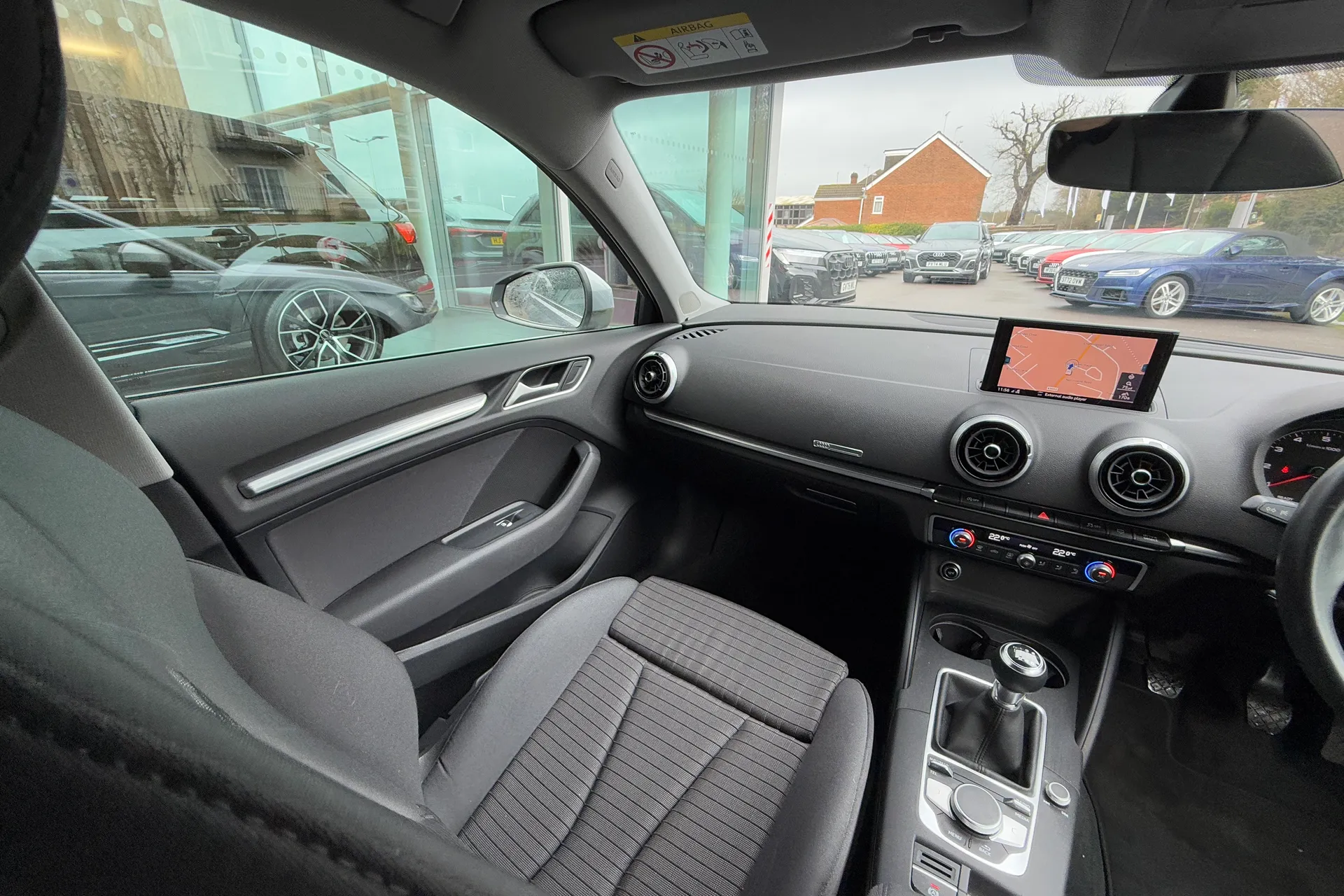 Audi A3 thumbnail image number 32