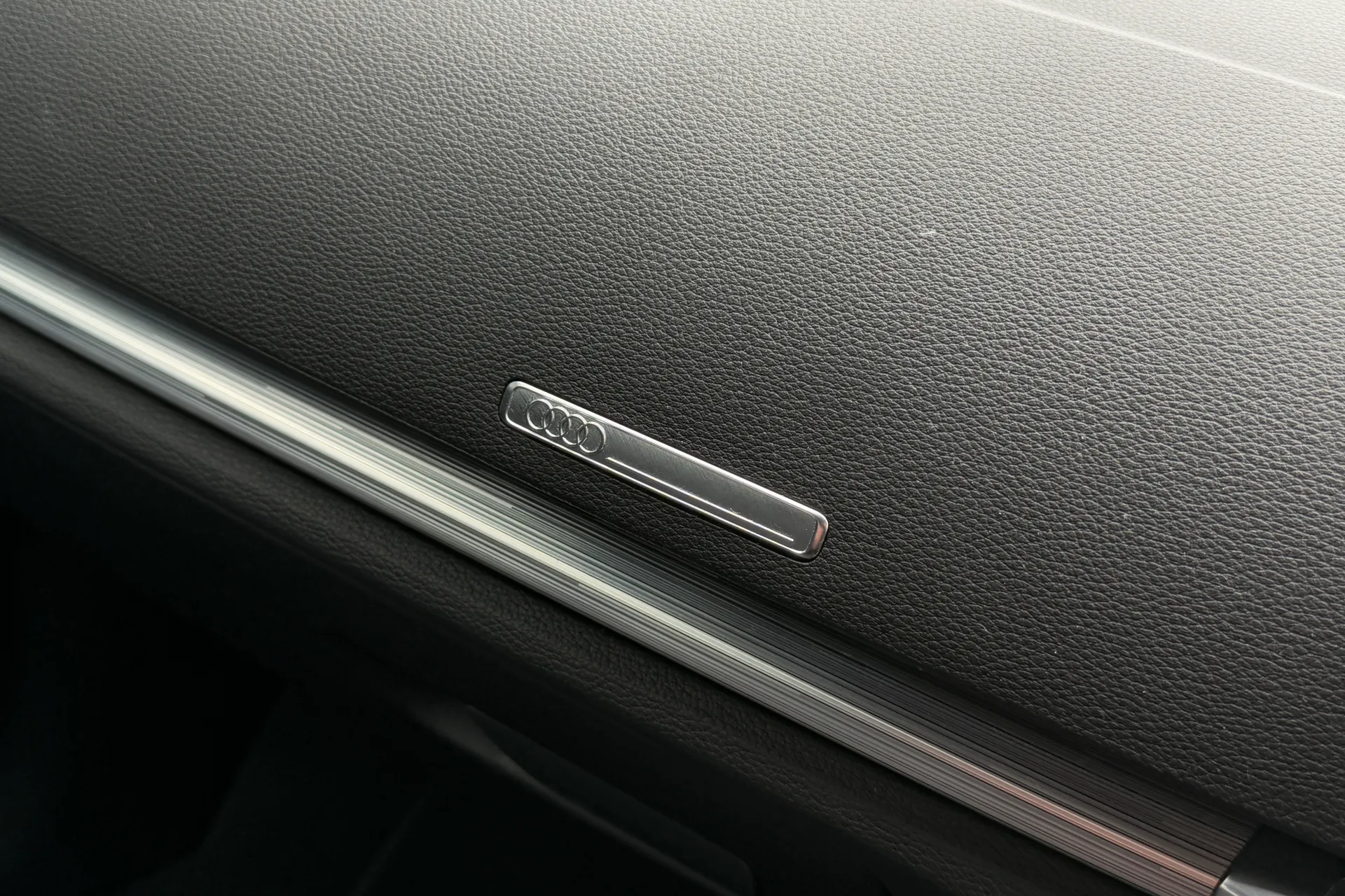 Audi A3 thumbnail image number 19