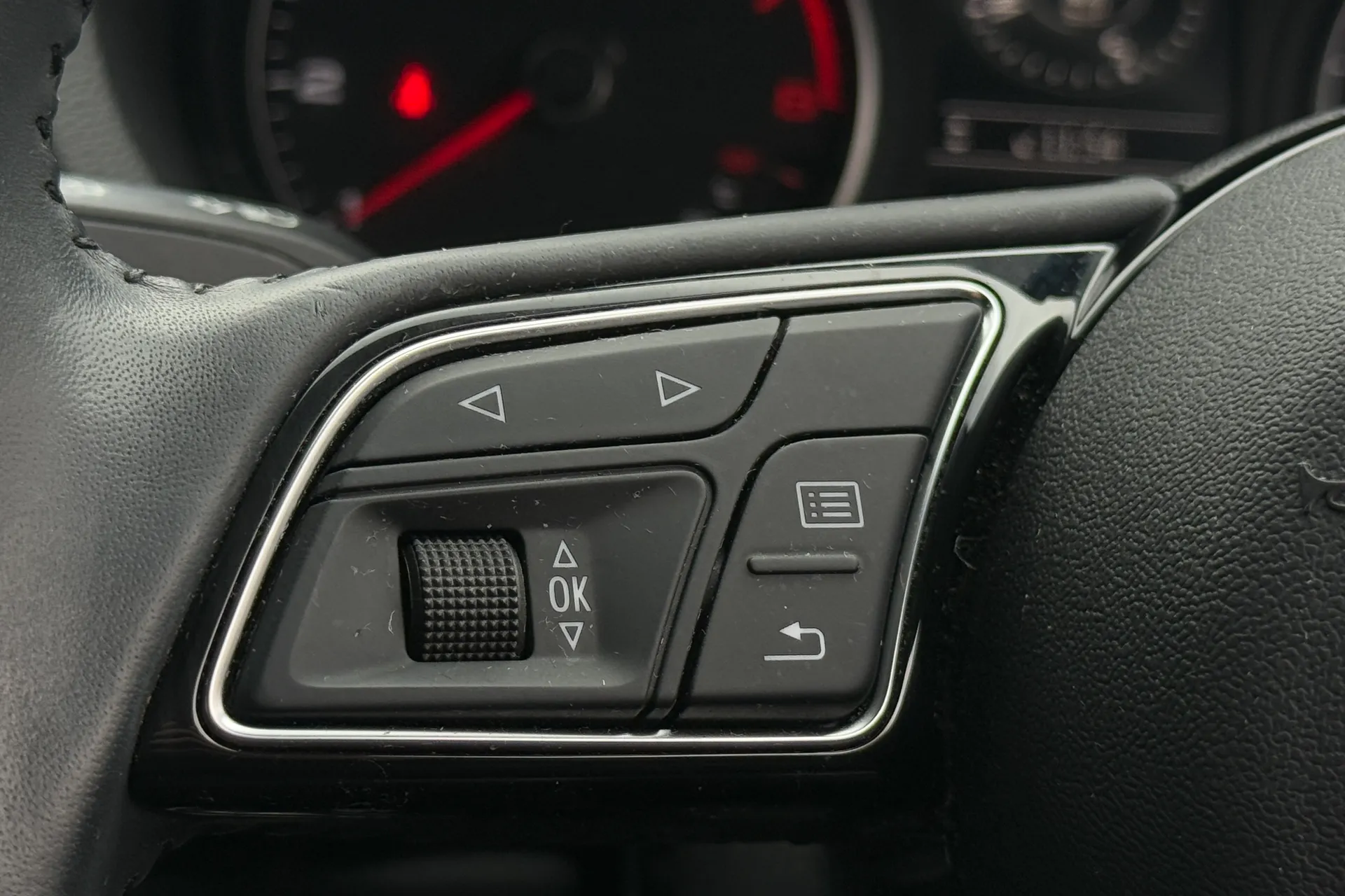 Audi A3 thumbnail image number 11