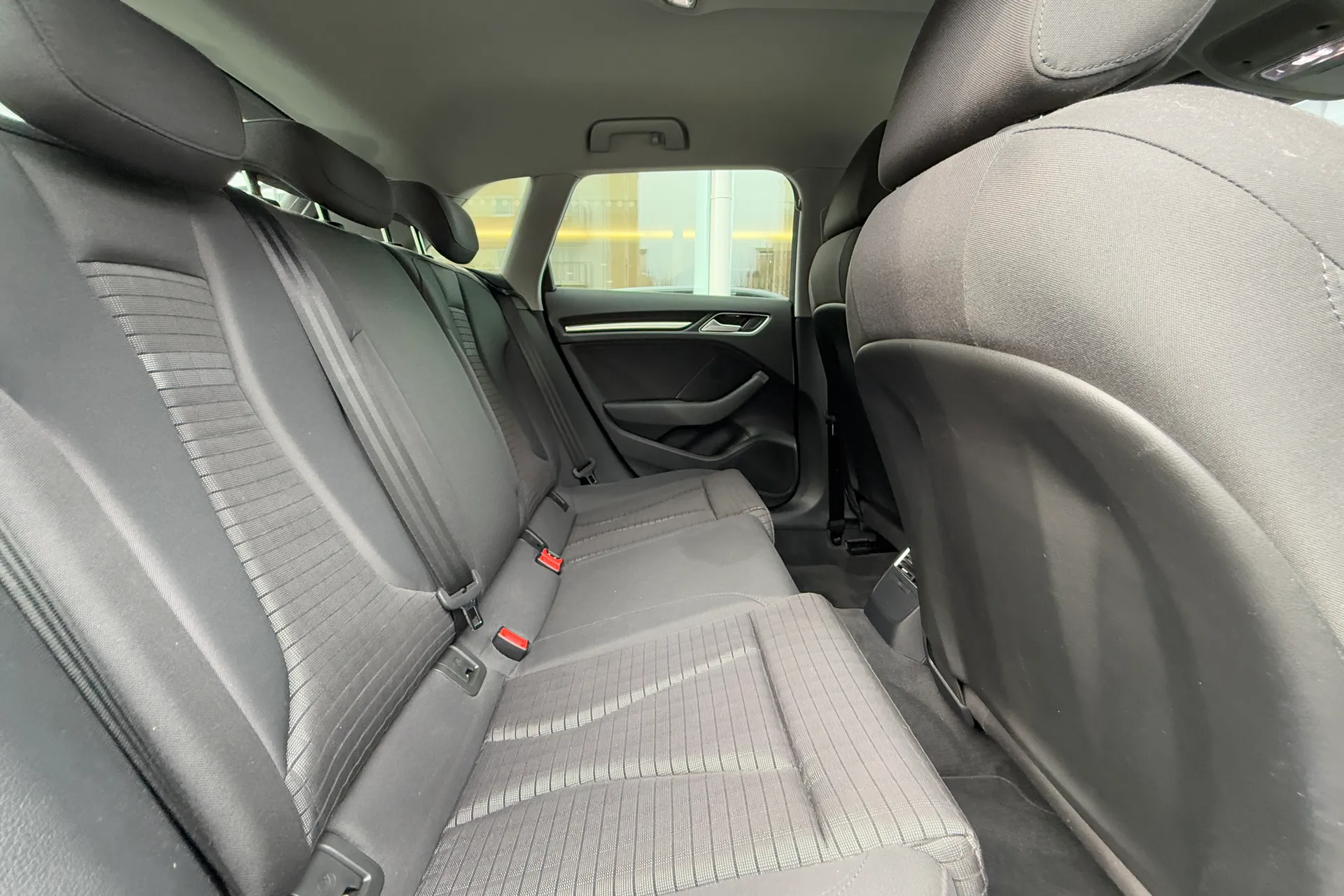 Audi A3 thumbnail image number 27