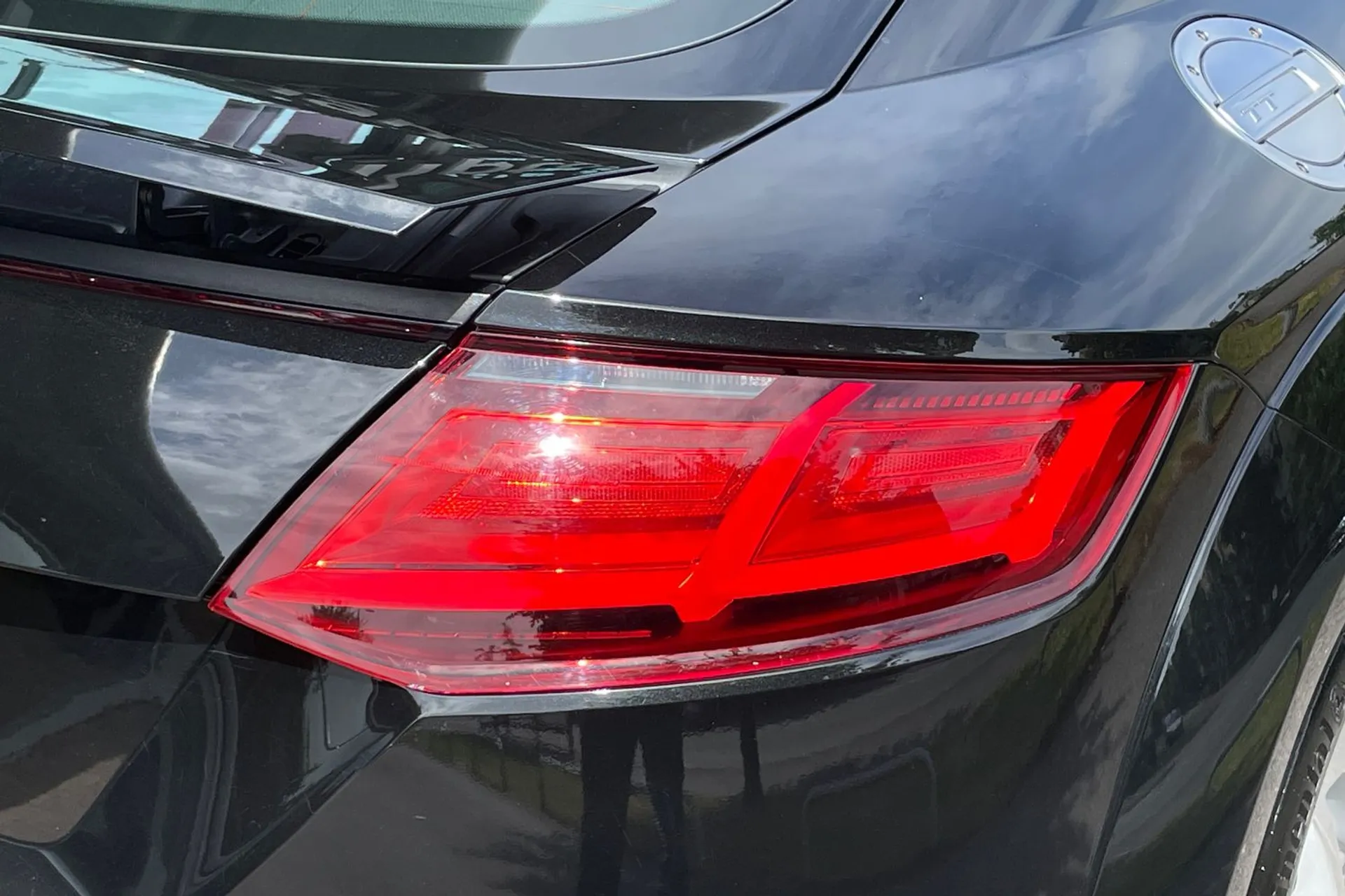 Audi TT thumbnail image number 20